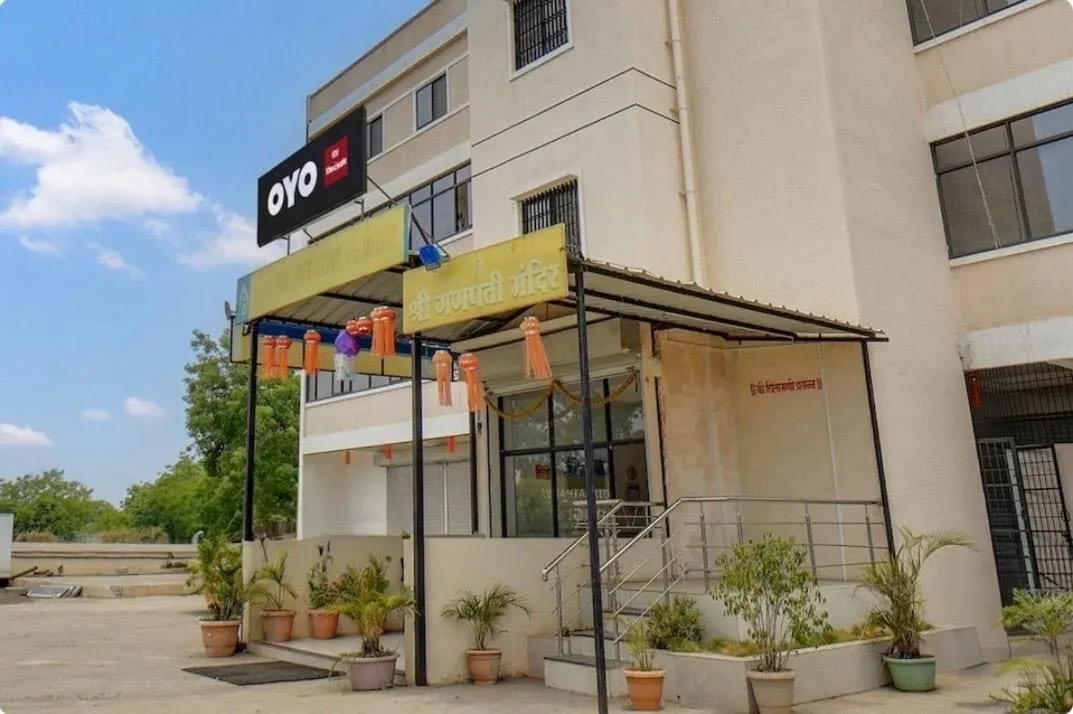 Lobby or reception in Hotel O Grand Executive