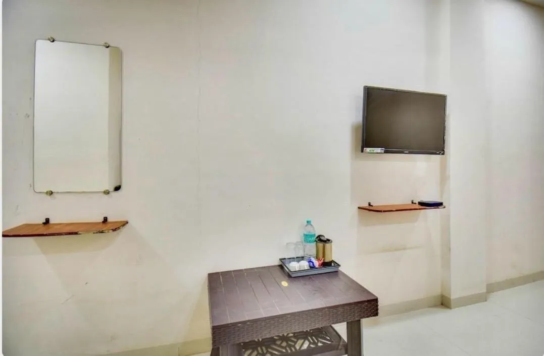 Bedroom in Hotel O Grand Executive