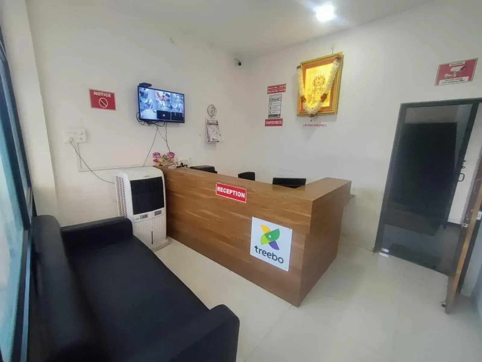 Lobby or reception in Hotel O Grand Executive Lobby or reception in Hotel O Grand Executive