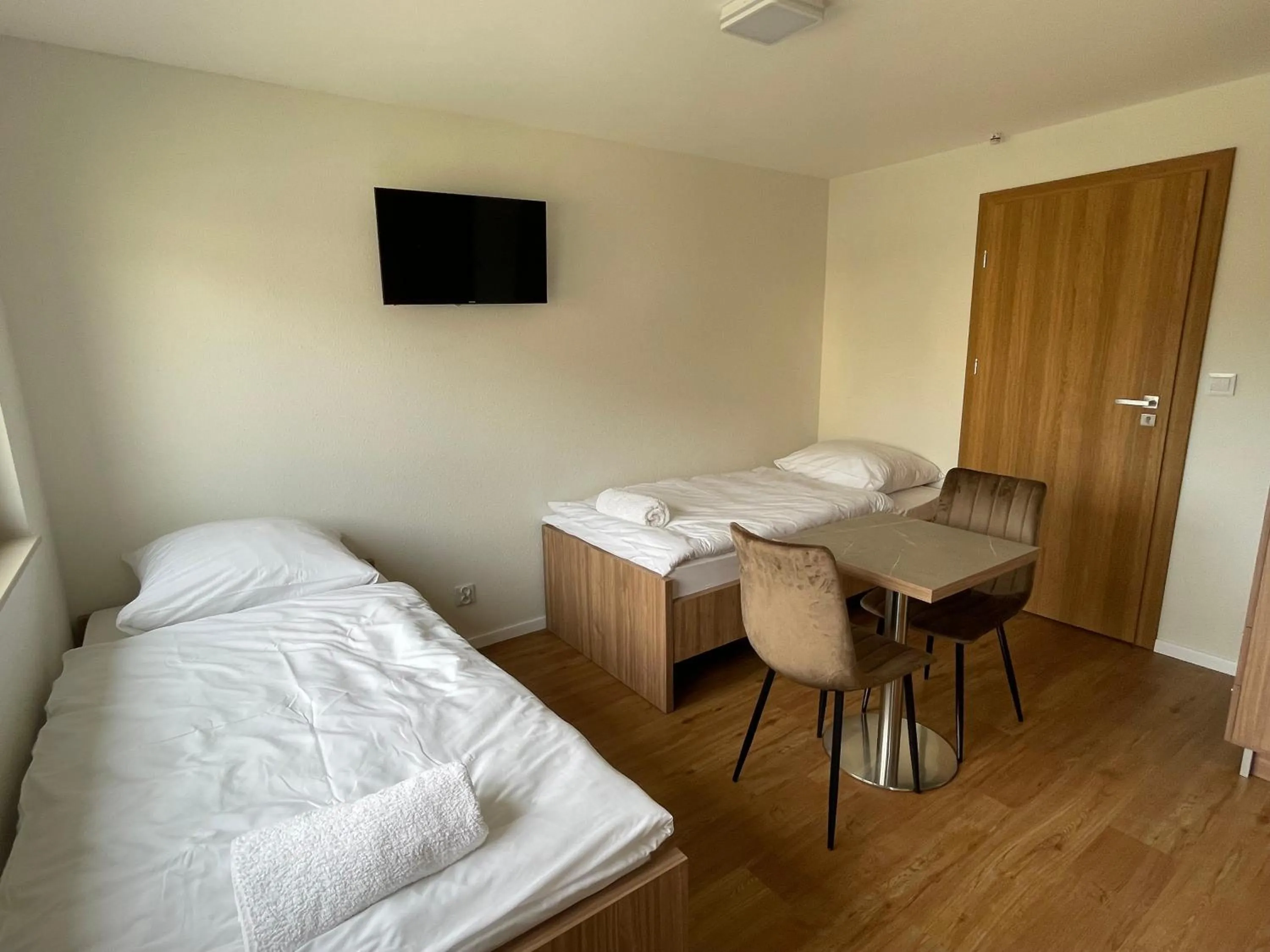 Bed in Apartmotel ANROE