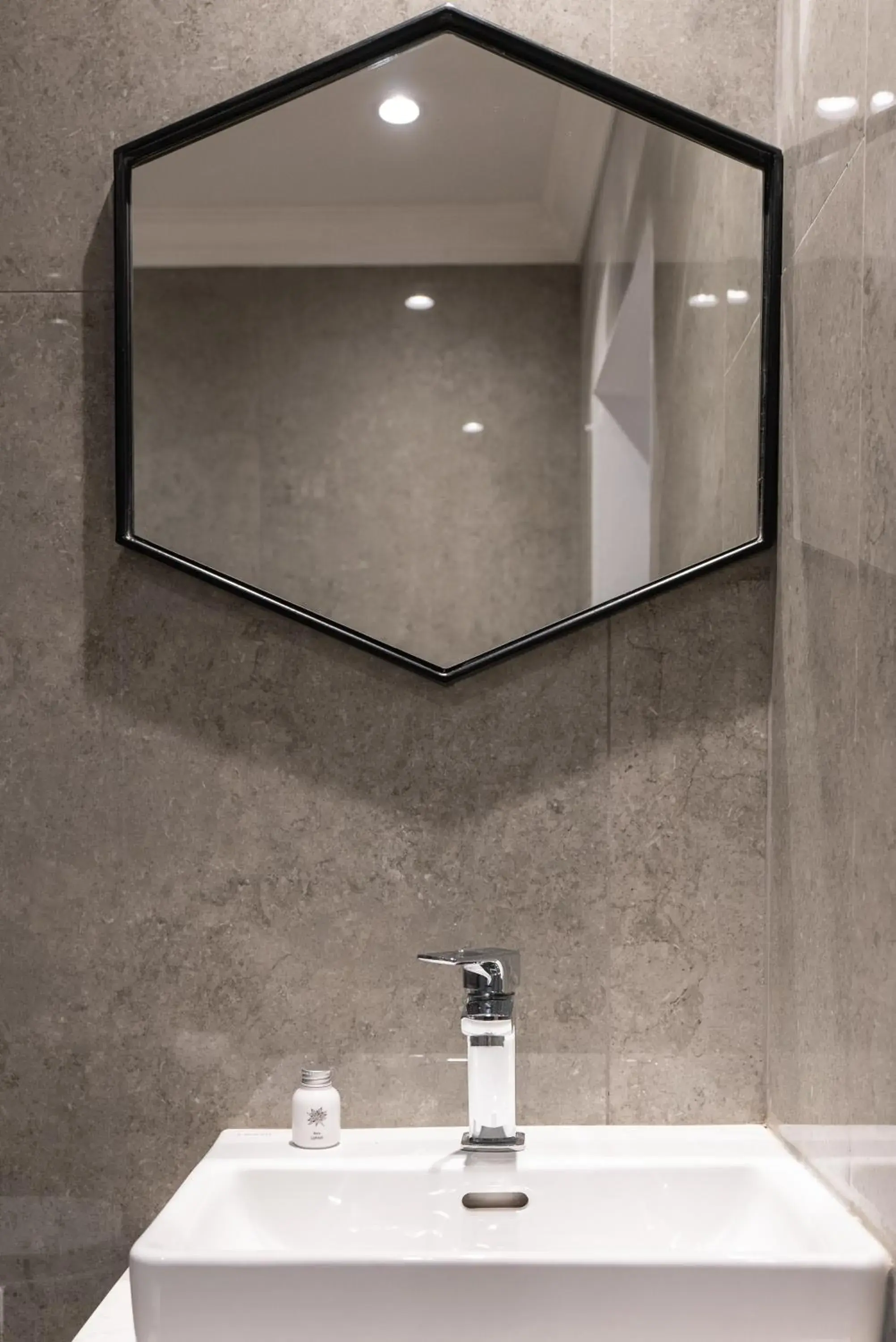 Bathroom in Cape Diamond Boutique Hotel Bathroom in Cape Diamond Boutique Hotel