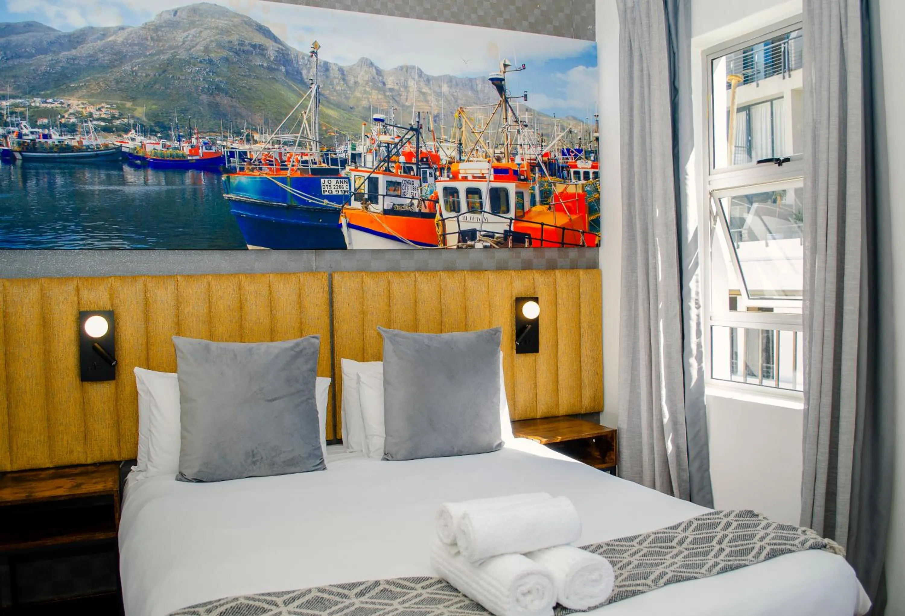 Bed in Cape Diamond Boutique Hotel