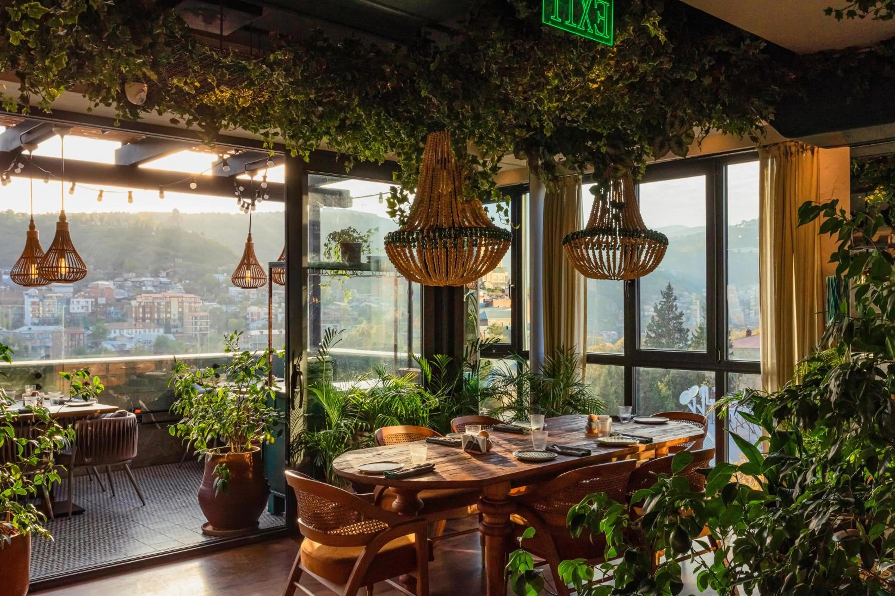 Restaurant/places to eat in Khedi Hotel Tbilisi