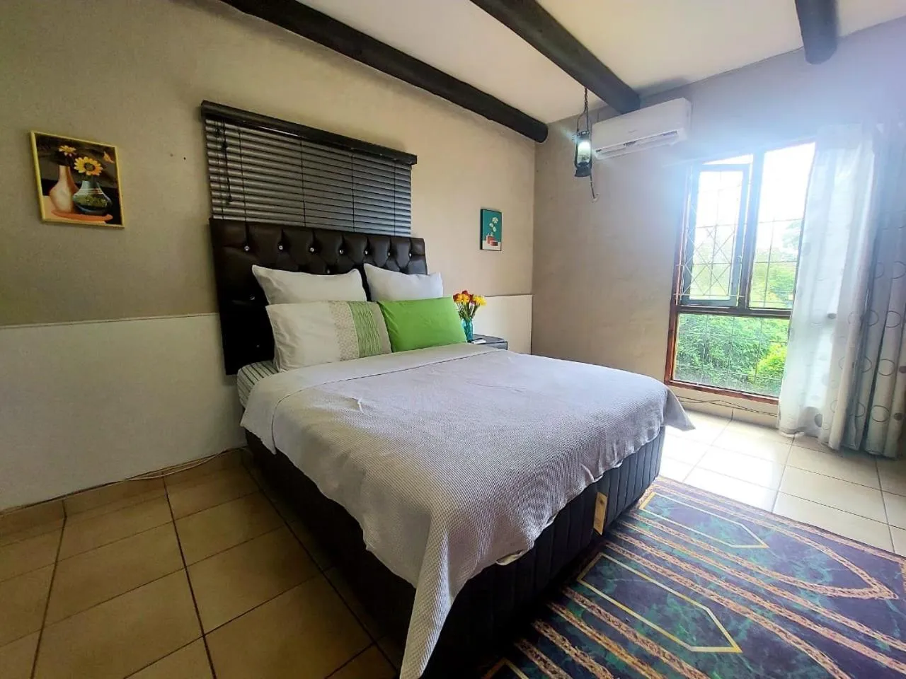 Bed in Daven Guest House