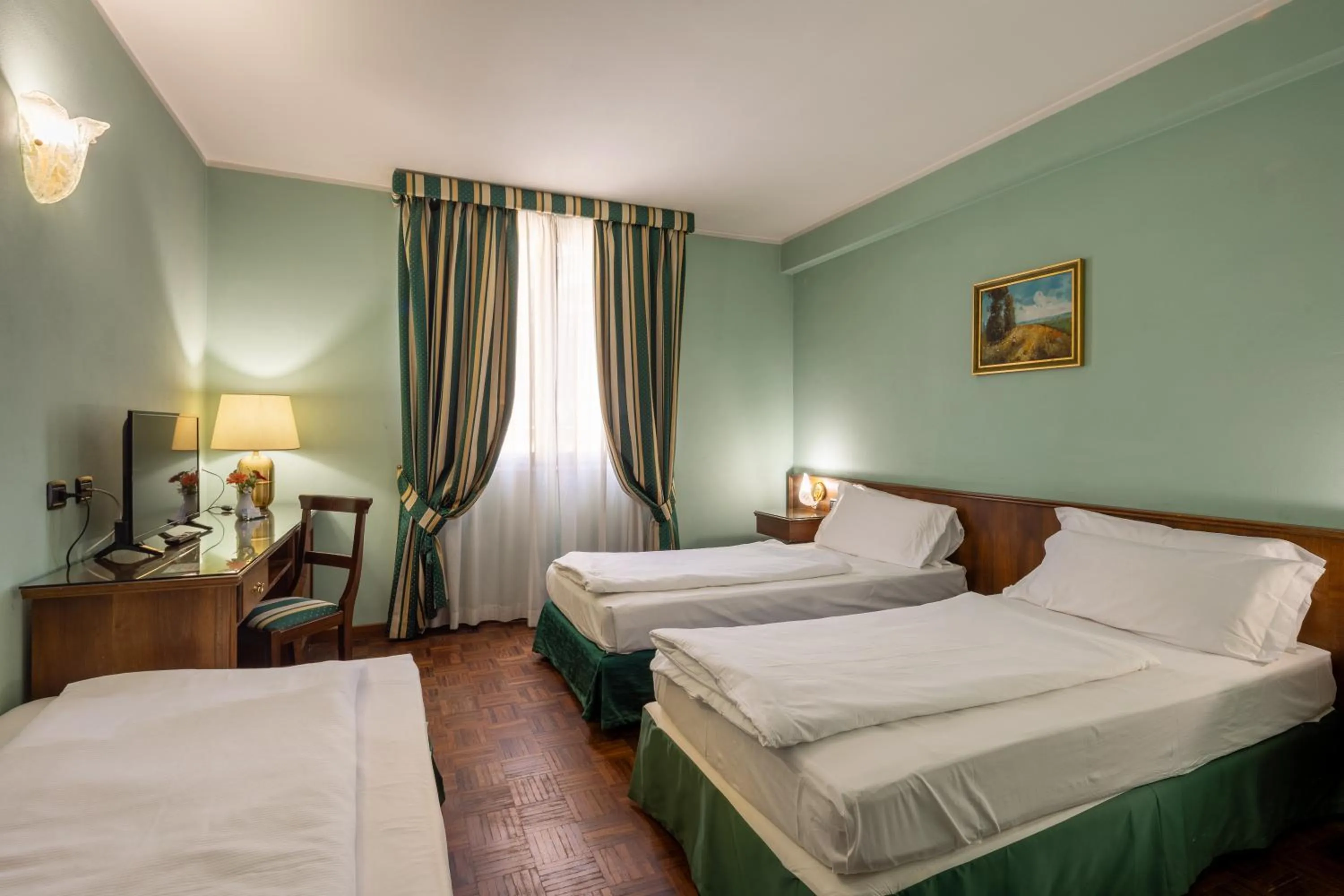 Bedroom, Bed in Hotel Lucrezia Borgia