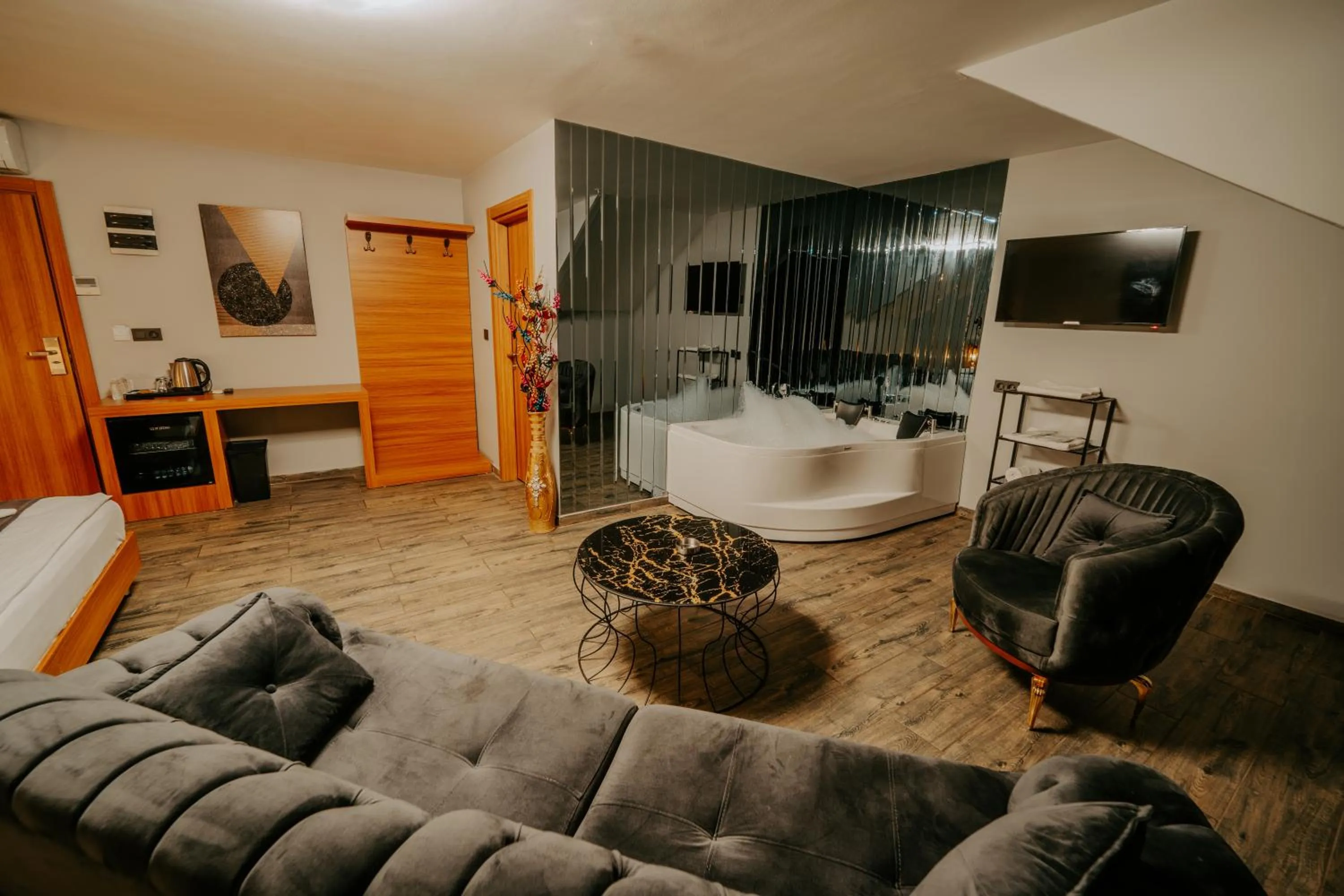 Seating area in Grand Quars Hotel