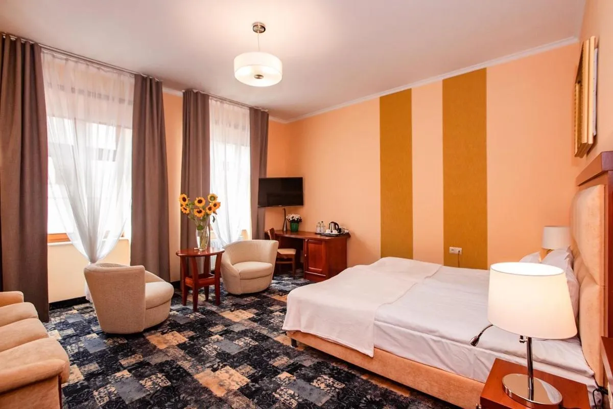 Photo of the whole room, Bed in Hotel Hubertus Rzeszów
