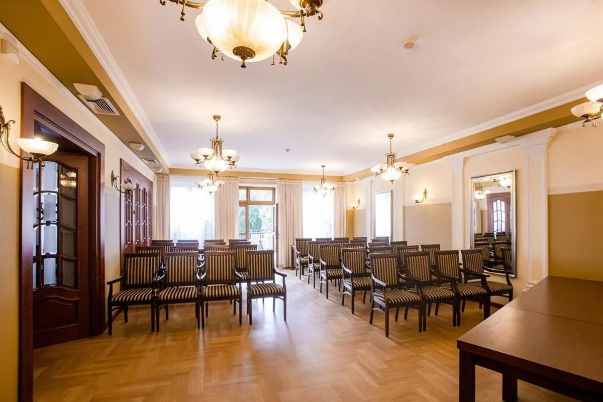 Business facilities in Hotel Hubertus Rzeszów