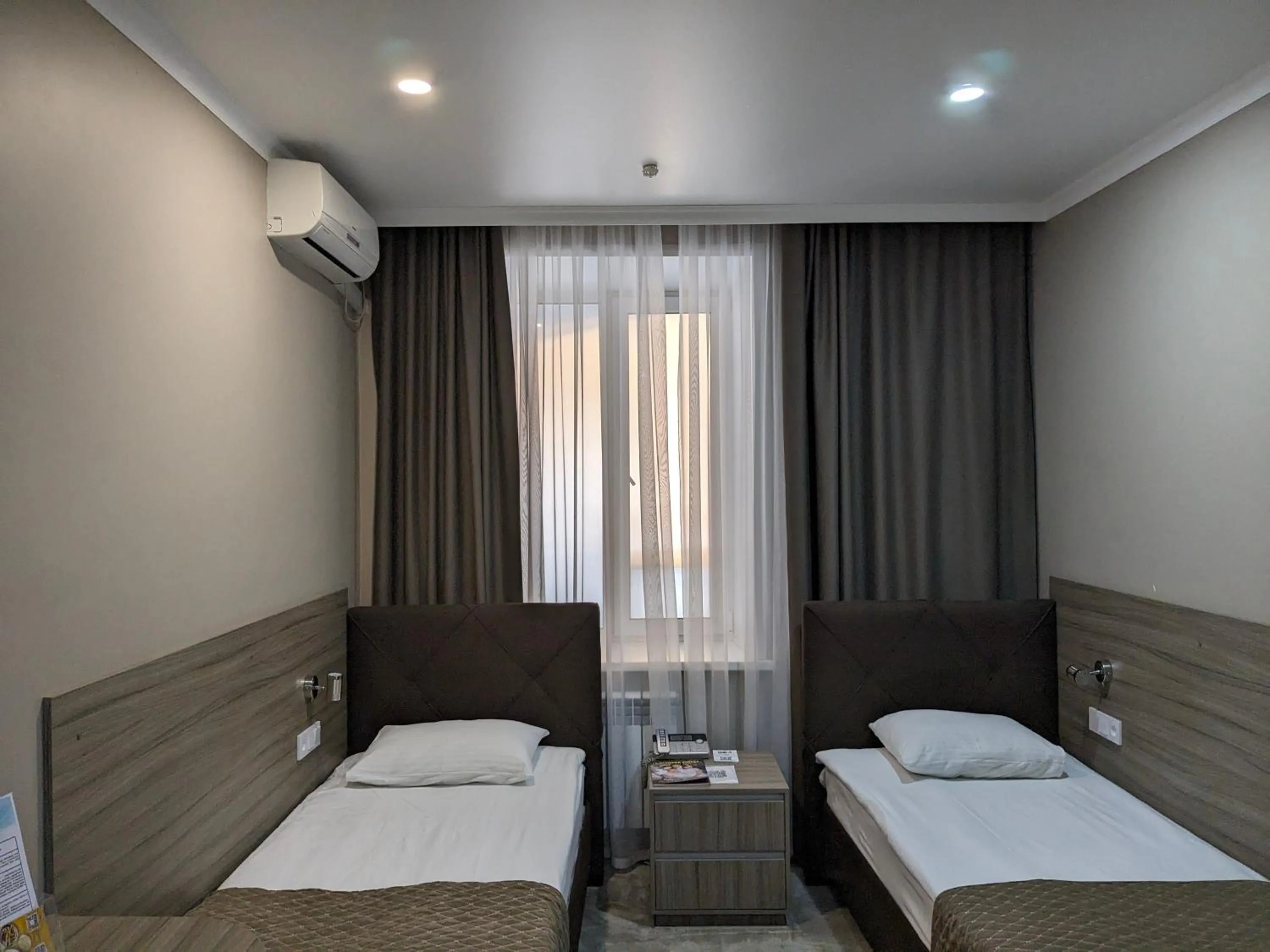 Bed in Victoria Hotel