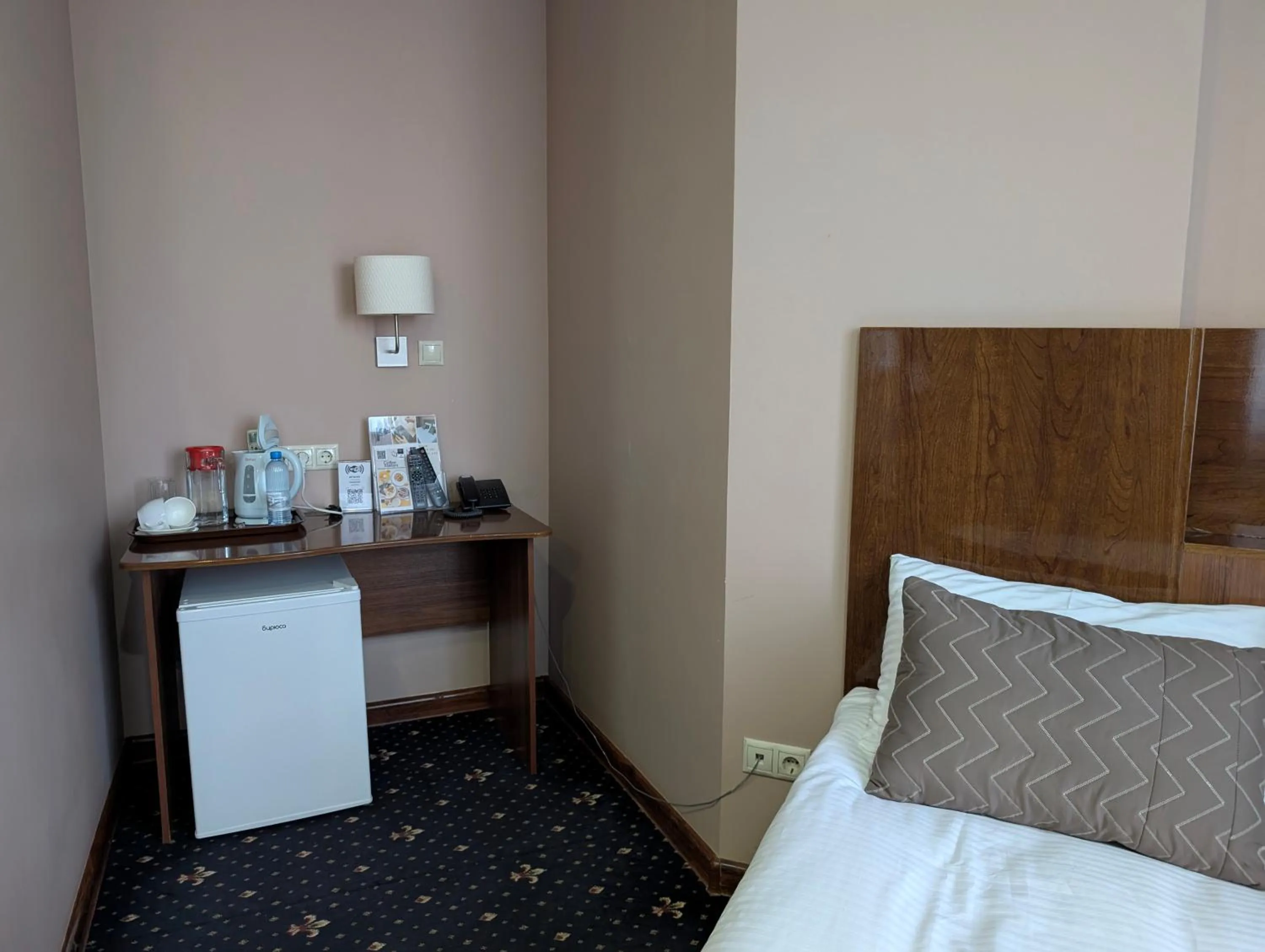 Bed in Victoria Hotel