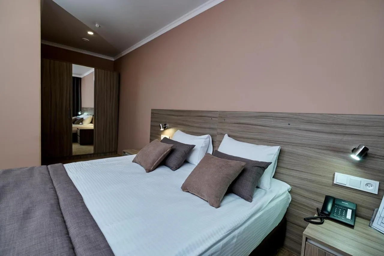 Bed in Victoria Hotel