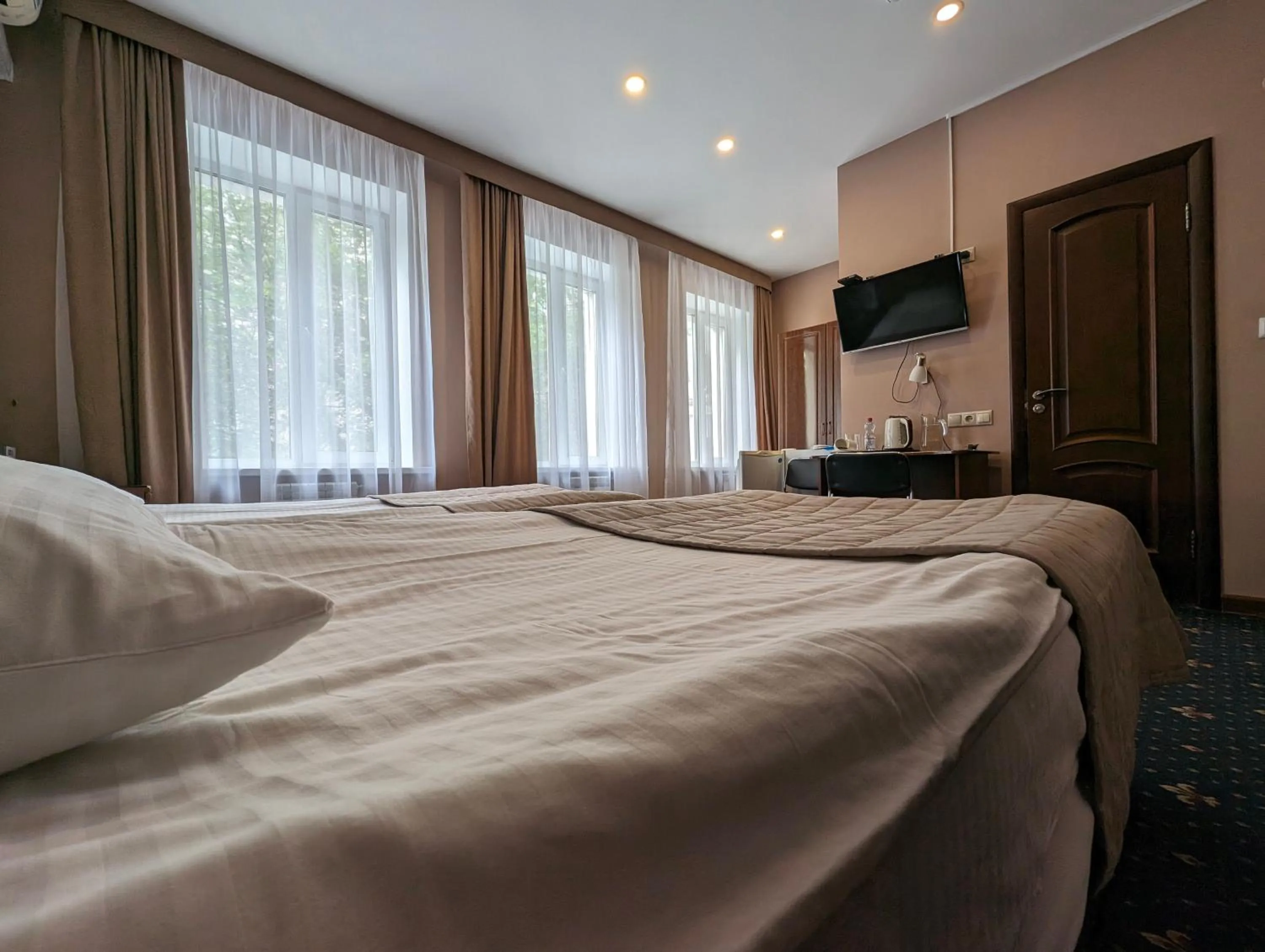 Bed in Victoria Hotel