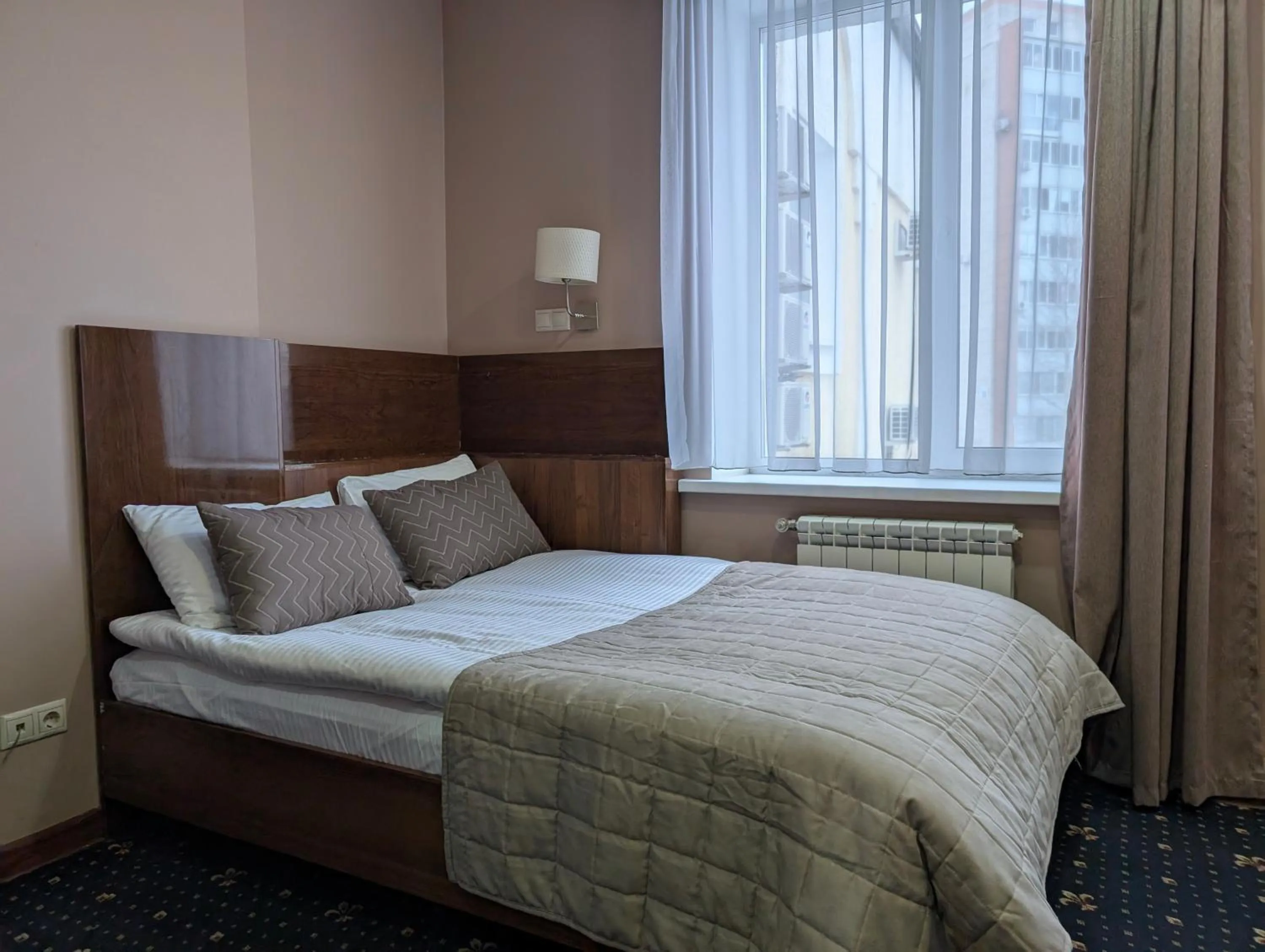 Bed in Victoria Hotel