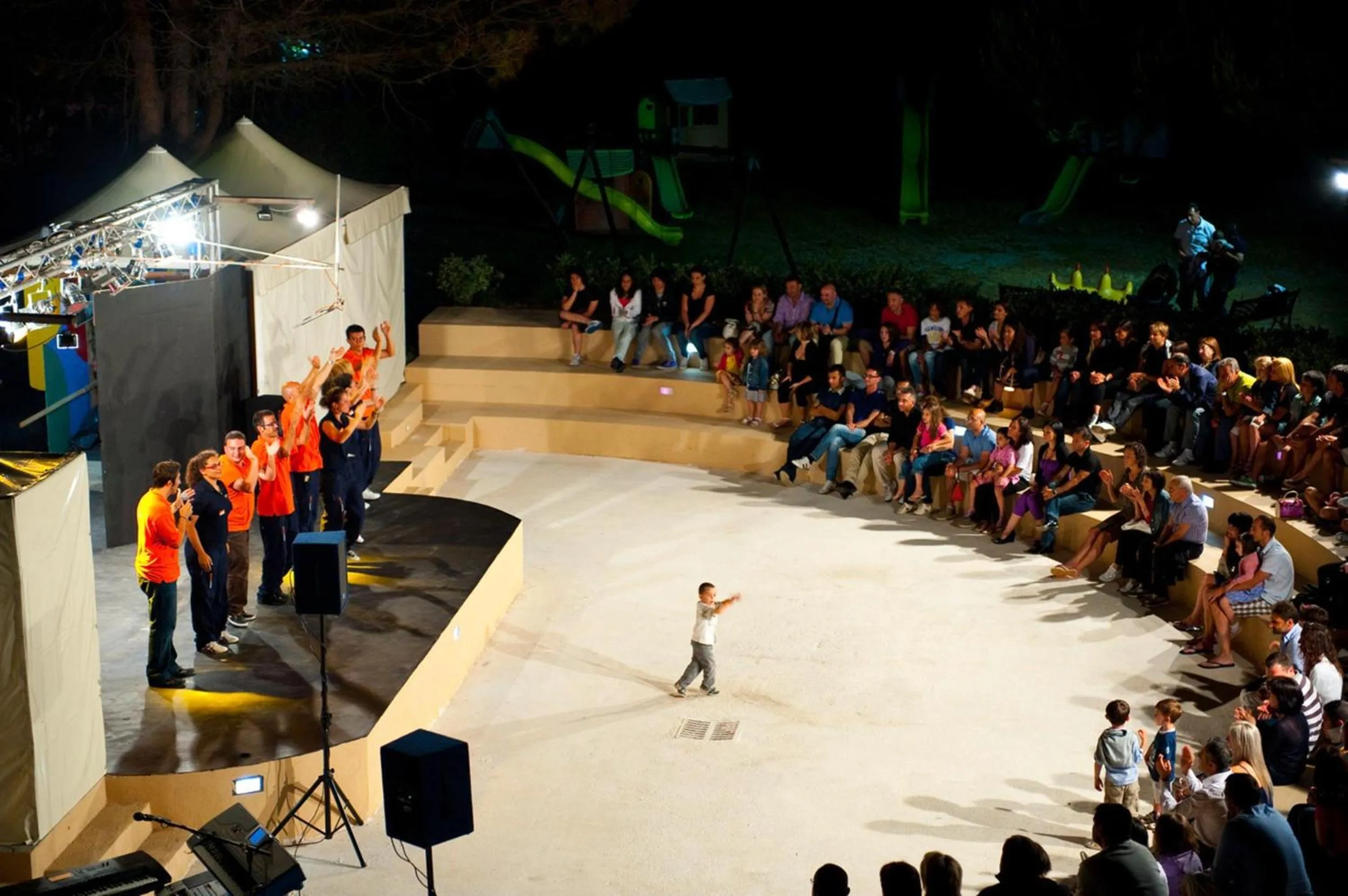 Evening entertainment in Borgo Del Principe