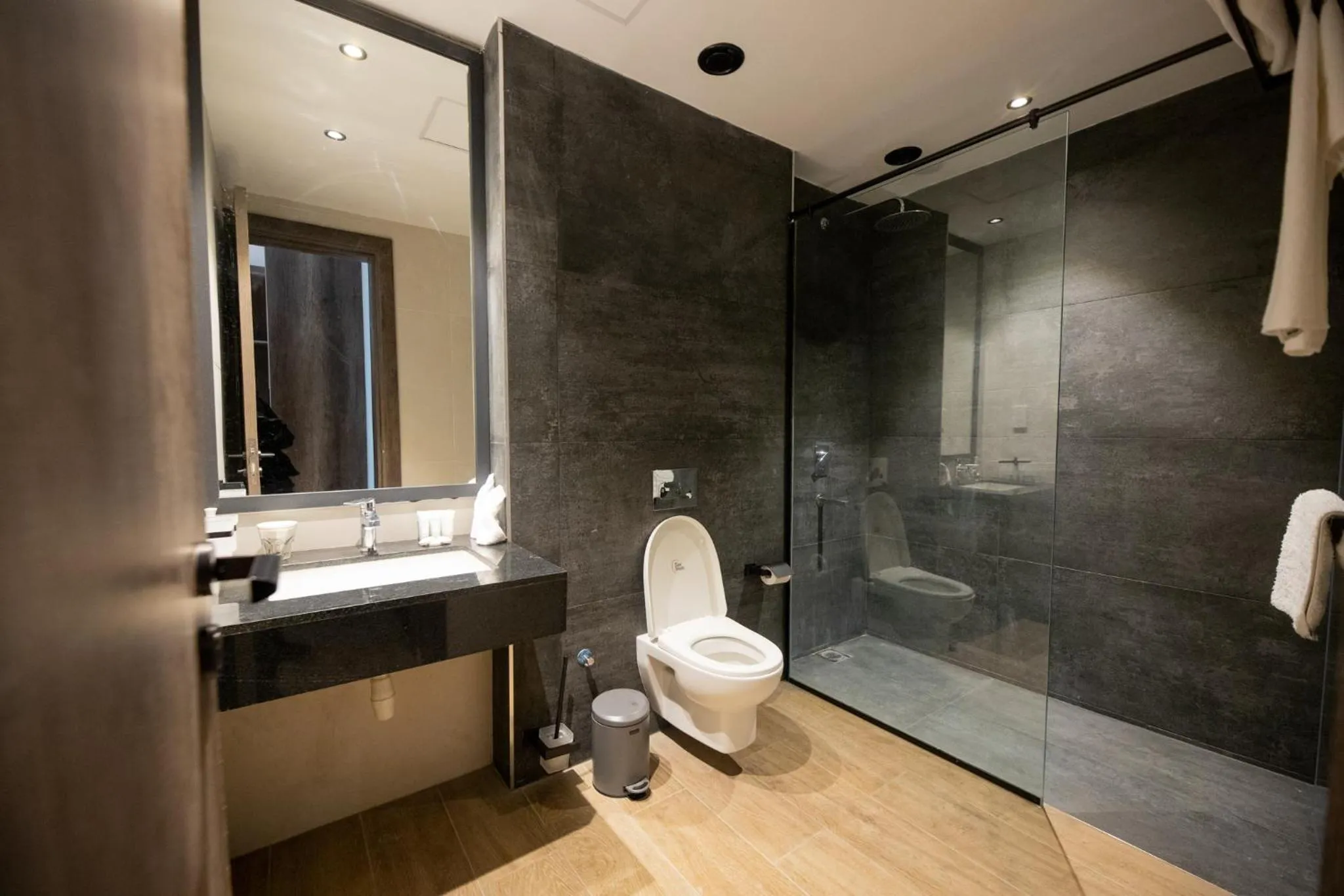 Toilet in Sincerely Yours Suites & Serviced Apartments