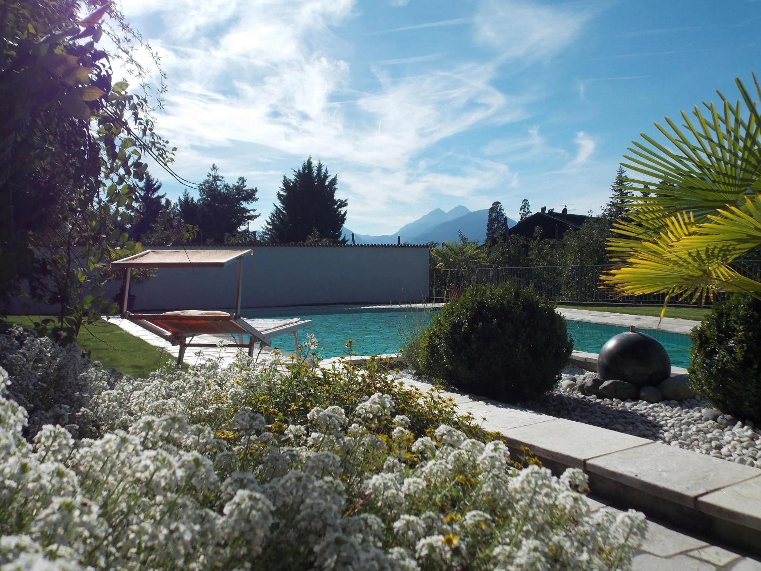 Swimming pool in Hotel Pension Verdorfer