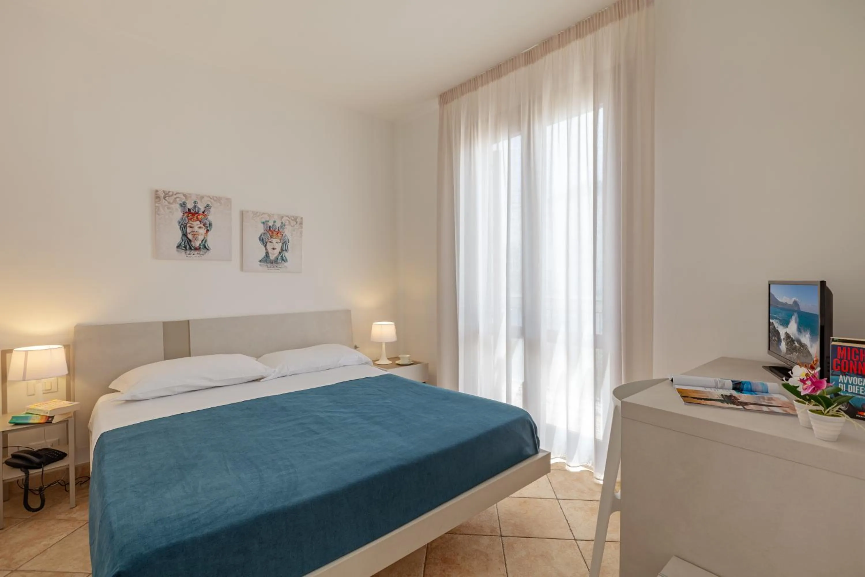 Photo of the whole room, Bed in Hotel Sikania