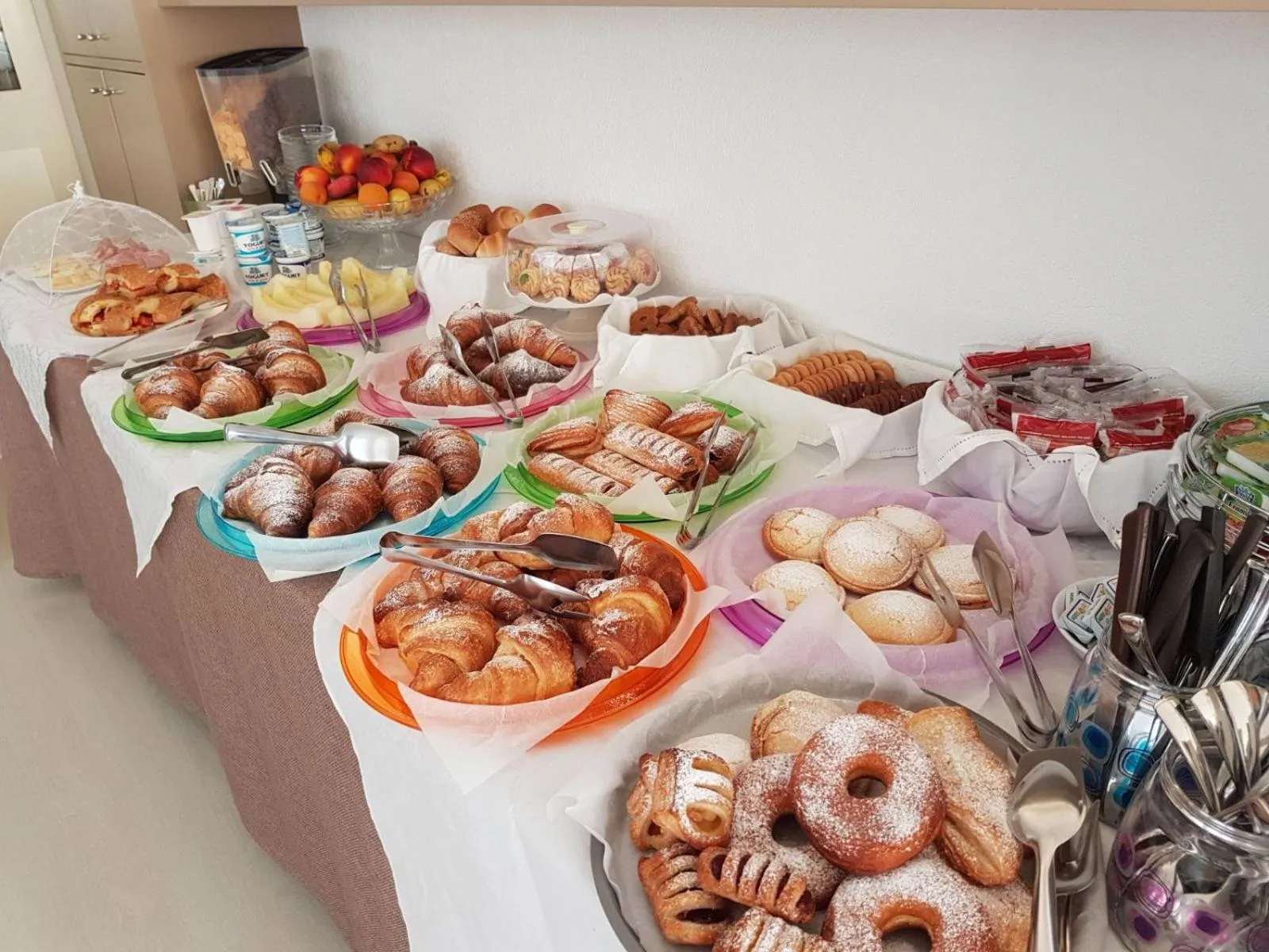 Breakfast in Hotel Sikania