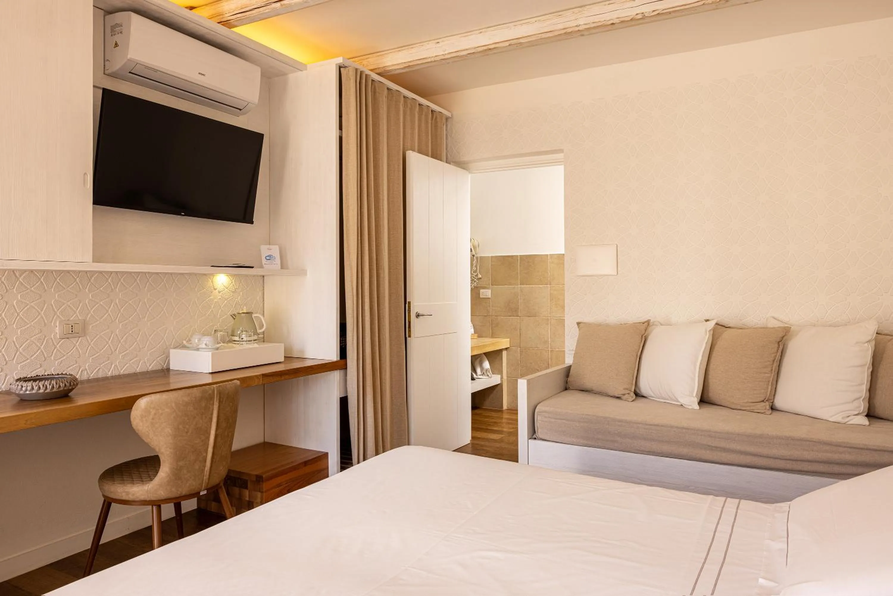 Bedroom, Bed in Masseria Bandino & Spa