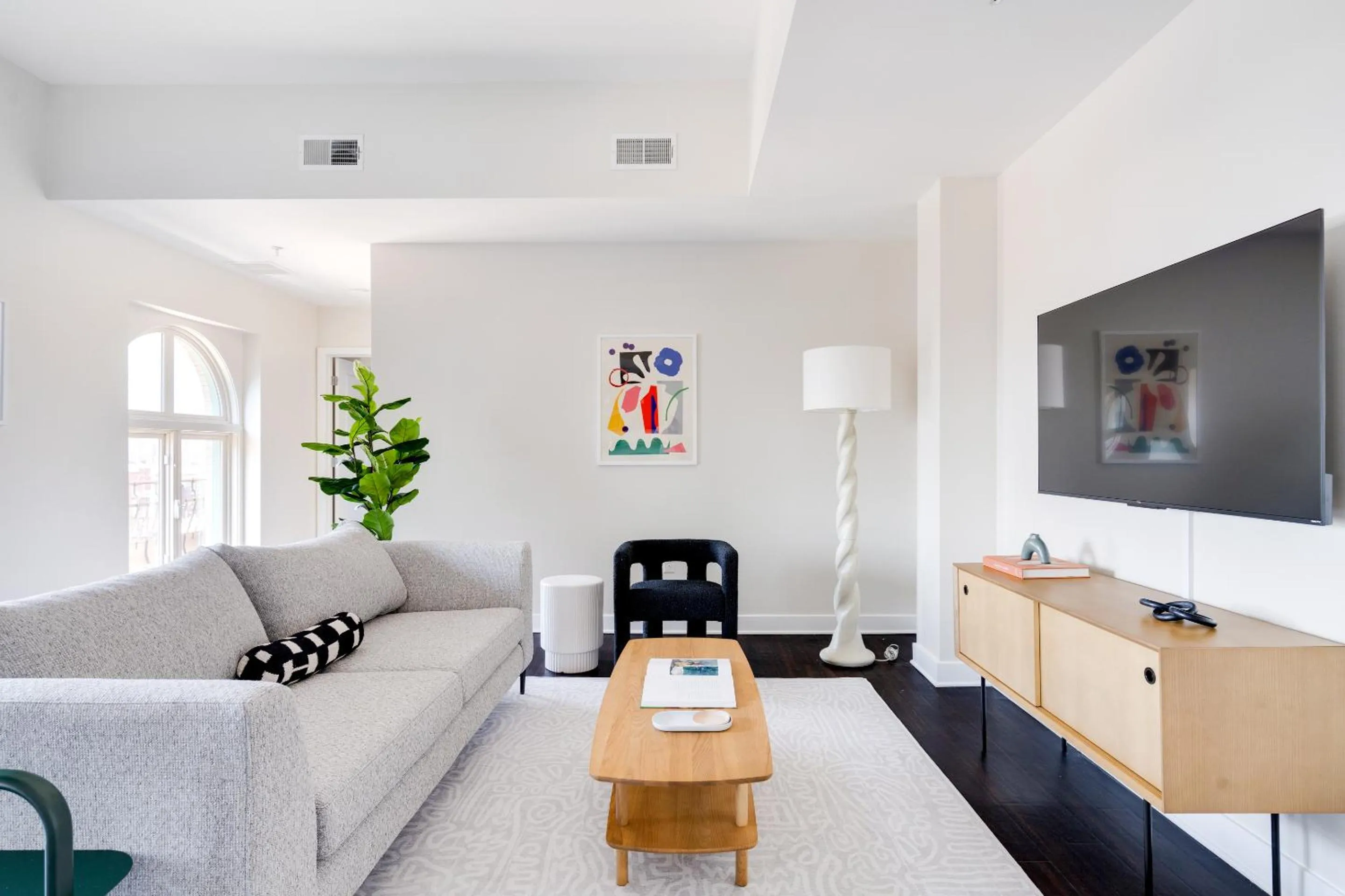 Mint House at The Divine Lorraine Hotel - Philadelphia