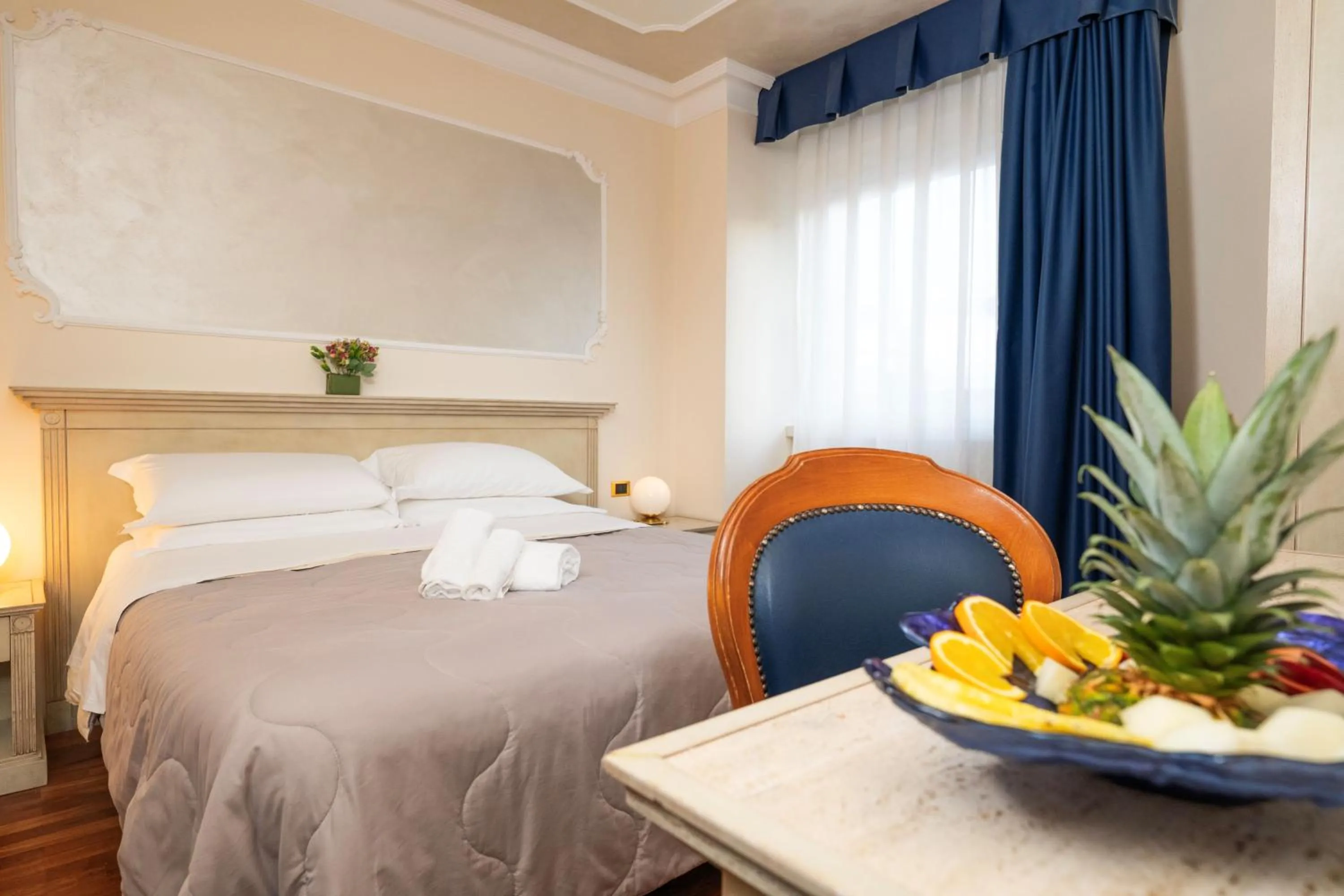 Bed in Hotel Villa Medici