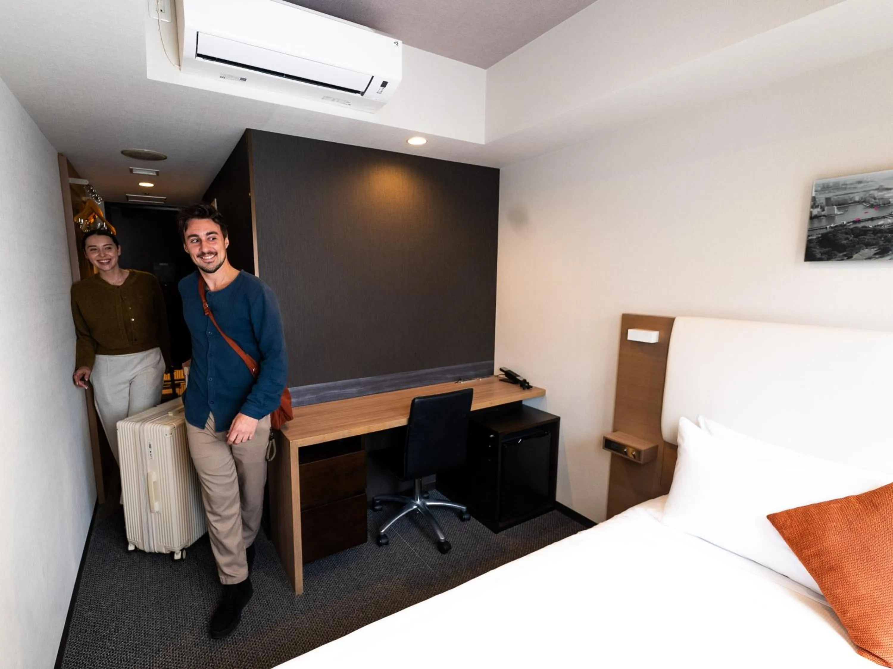 Bed in Tokyu Stay Shimbashi - Ginza area