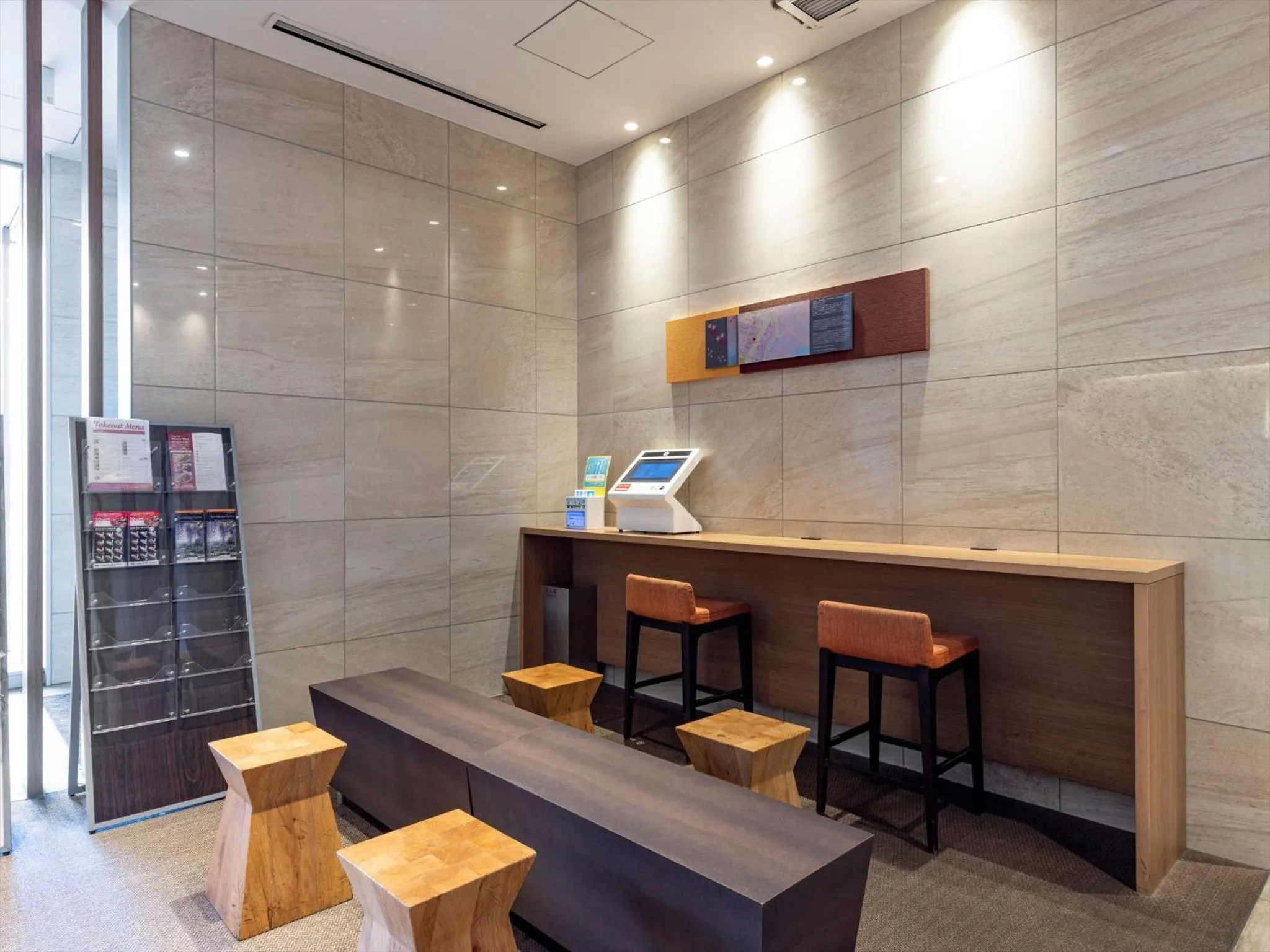 Lobby or reception in Tokyu Stay Shimbashi - Ginza area