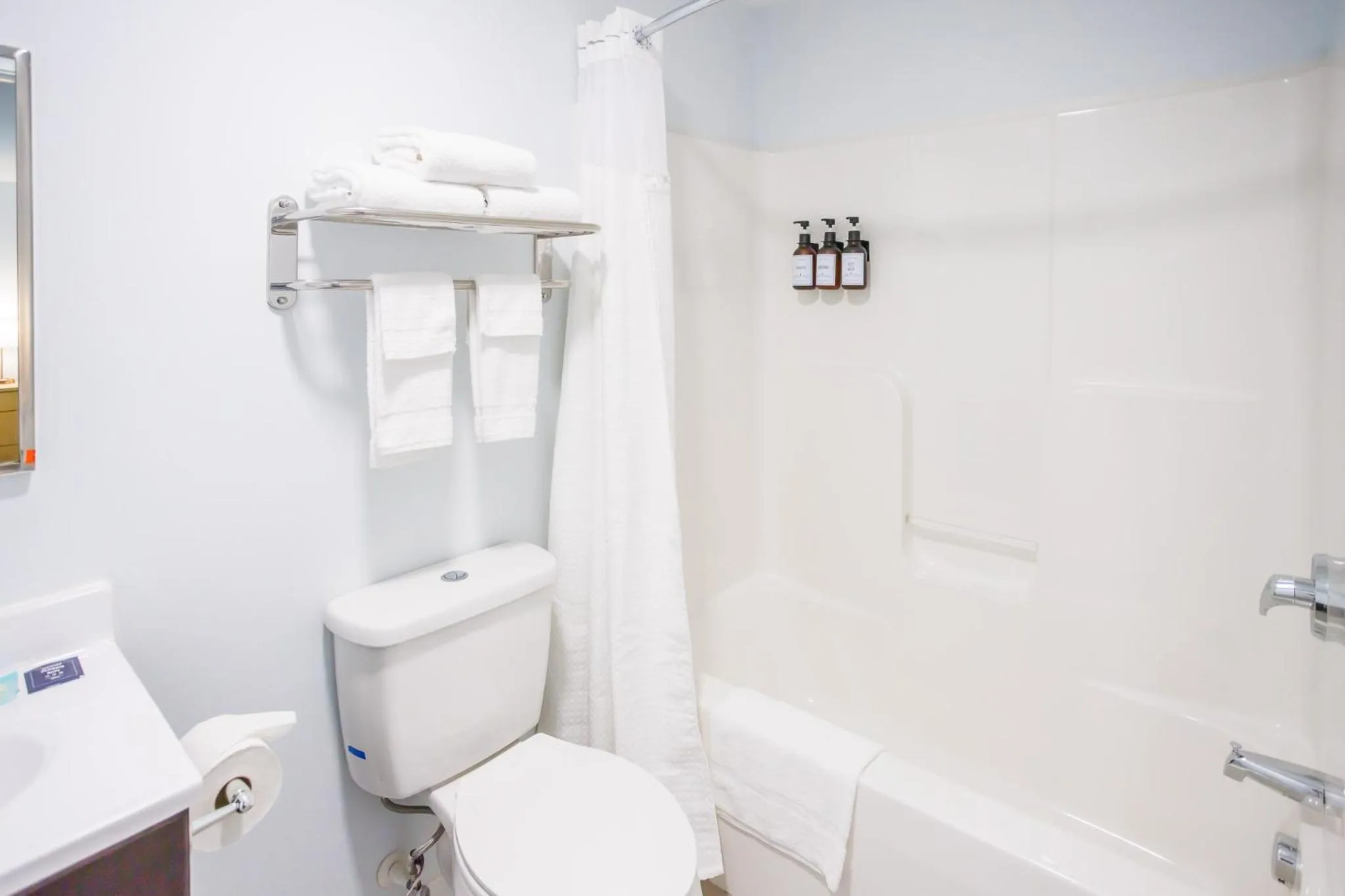 Bathroom in Hotel Callista