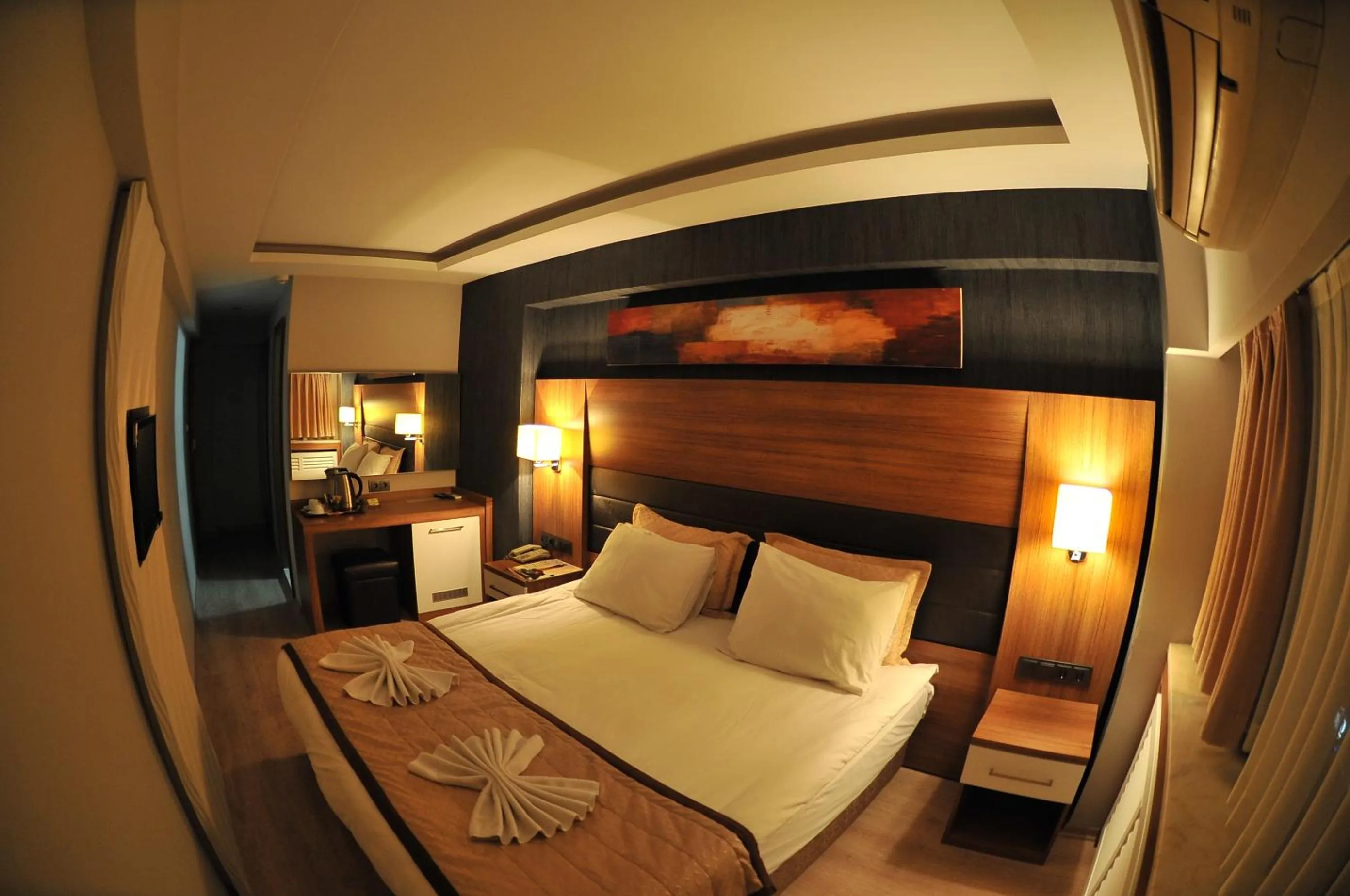 Photo of the whole room, Bed in İzmir Otel Kabaçam