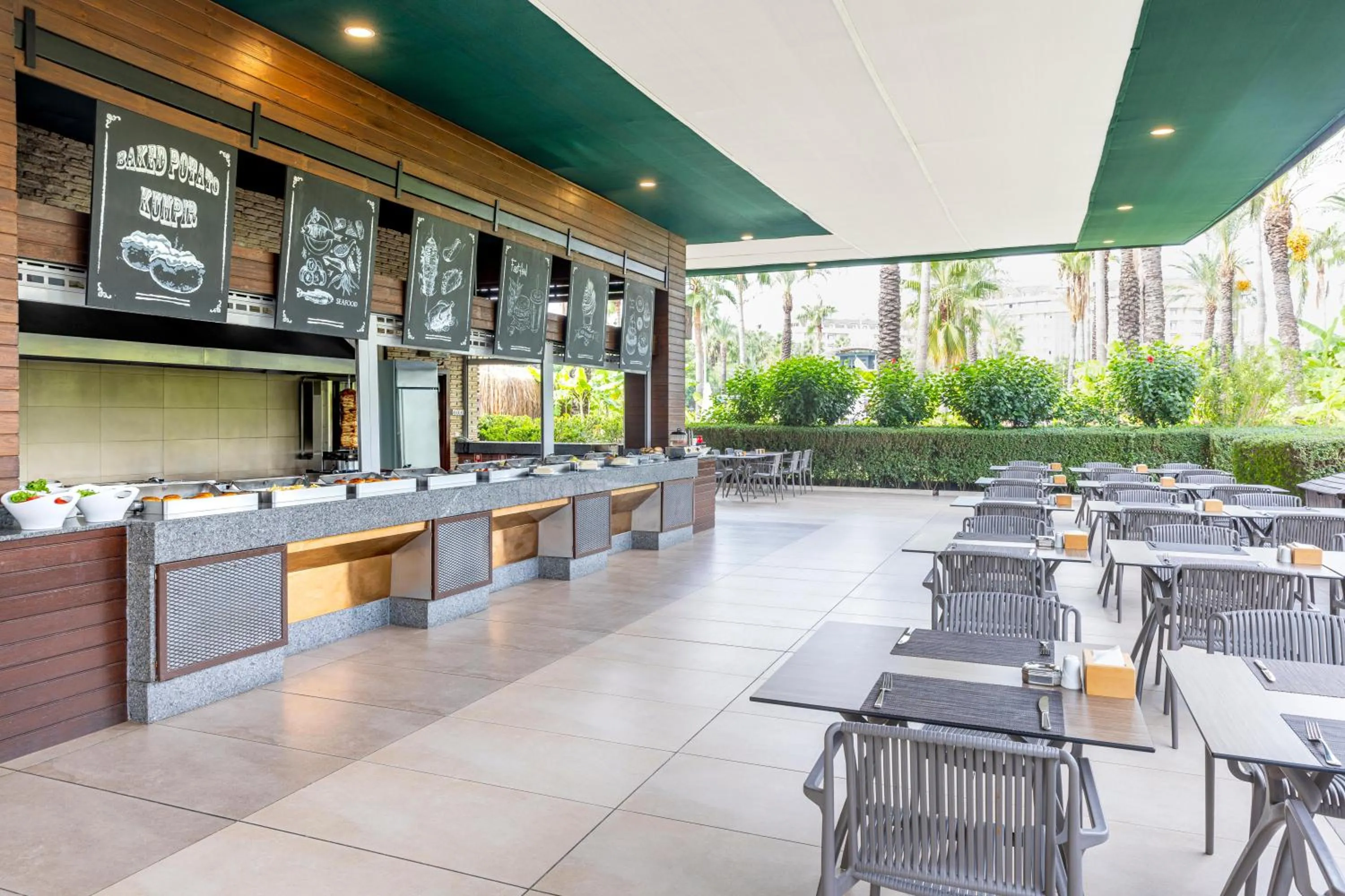 Lounge or bar in Concorde De Luxe Resort Lara Antalya- Prive Ultra All Inclusive