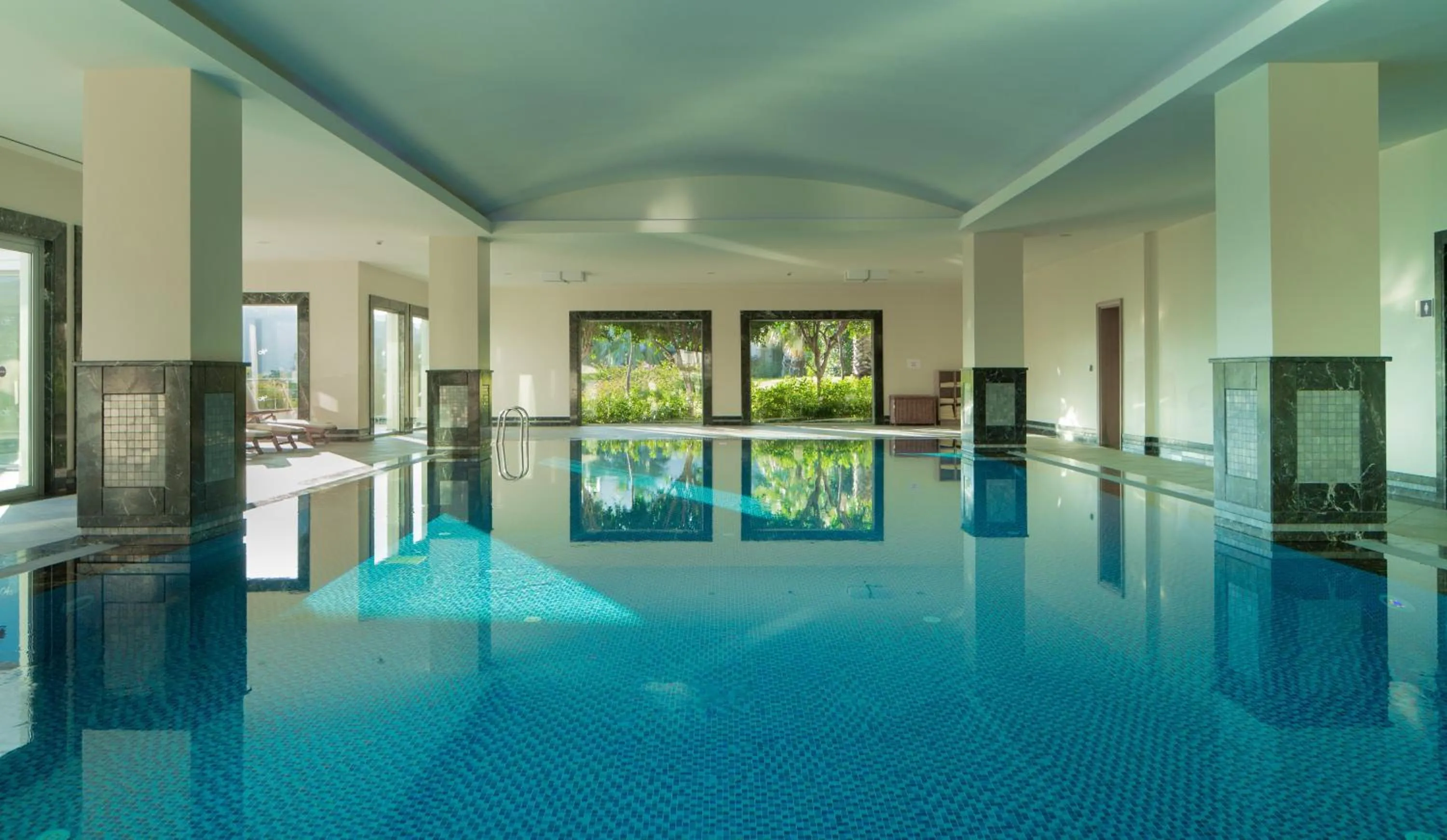 Swimming pool in Xanadu Island