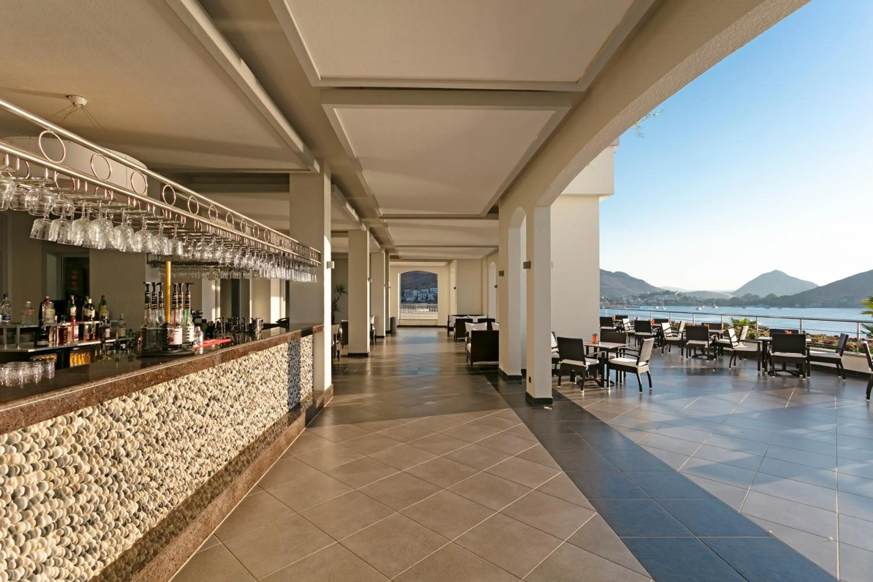 Lounge or bar in Xanadu Island