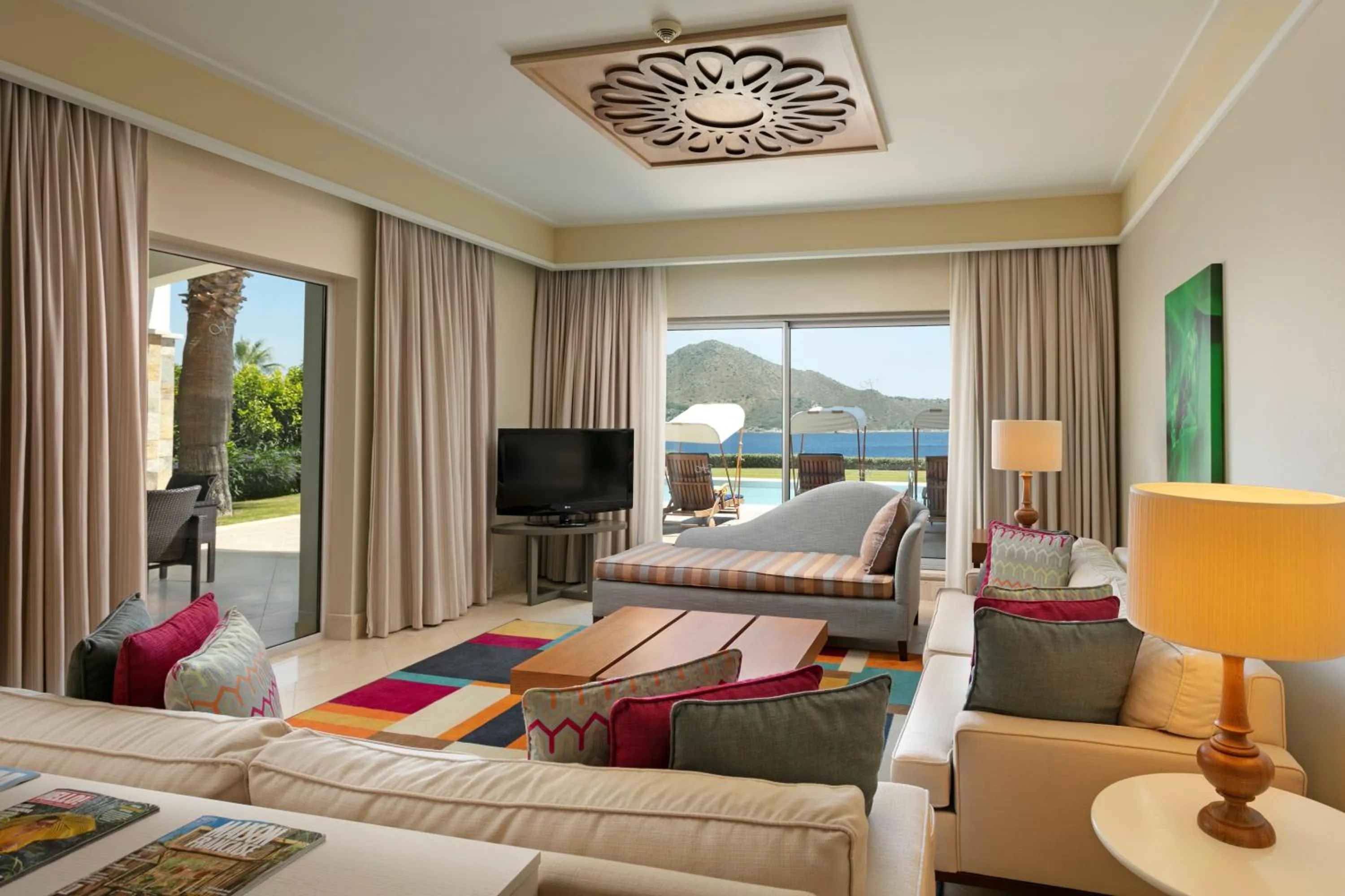 TV and multimedia in Xanadu Island