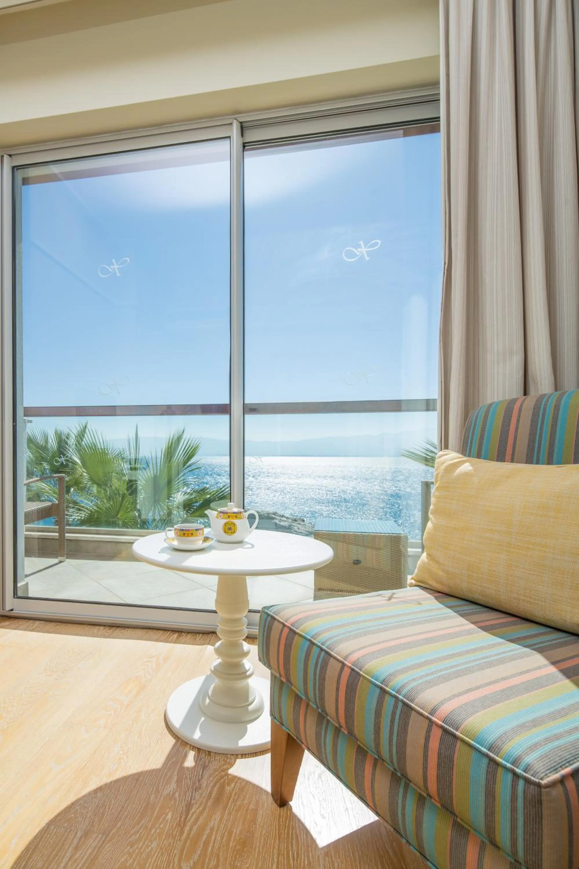 Seating area in Xanadu Island