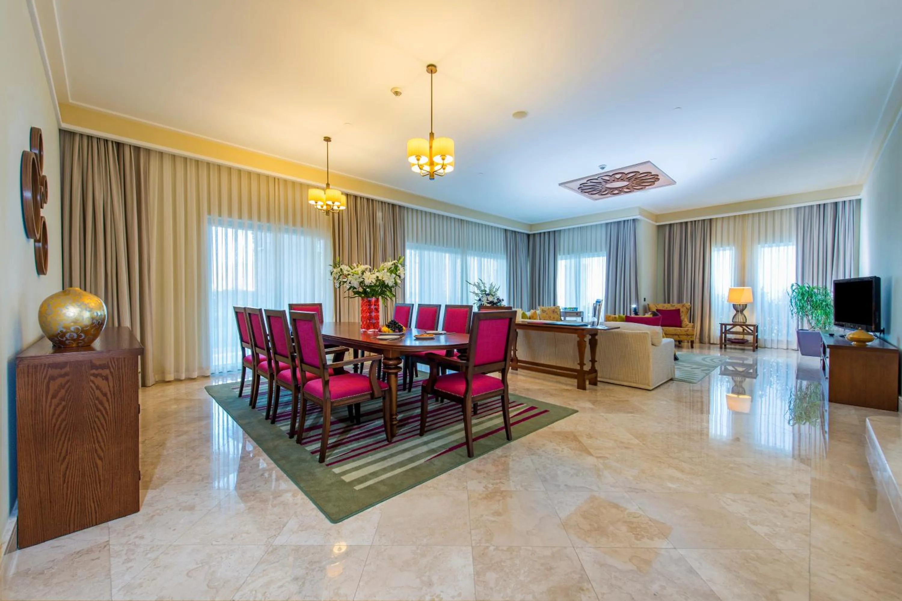 TV and multimedia in Xanadu Island