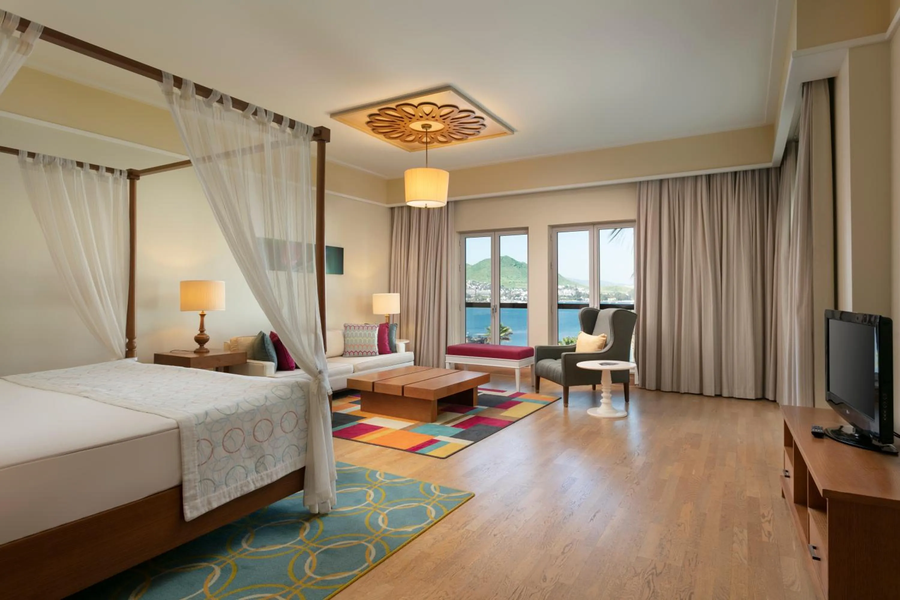 TV and multimedia, Bed in Xanadu Island