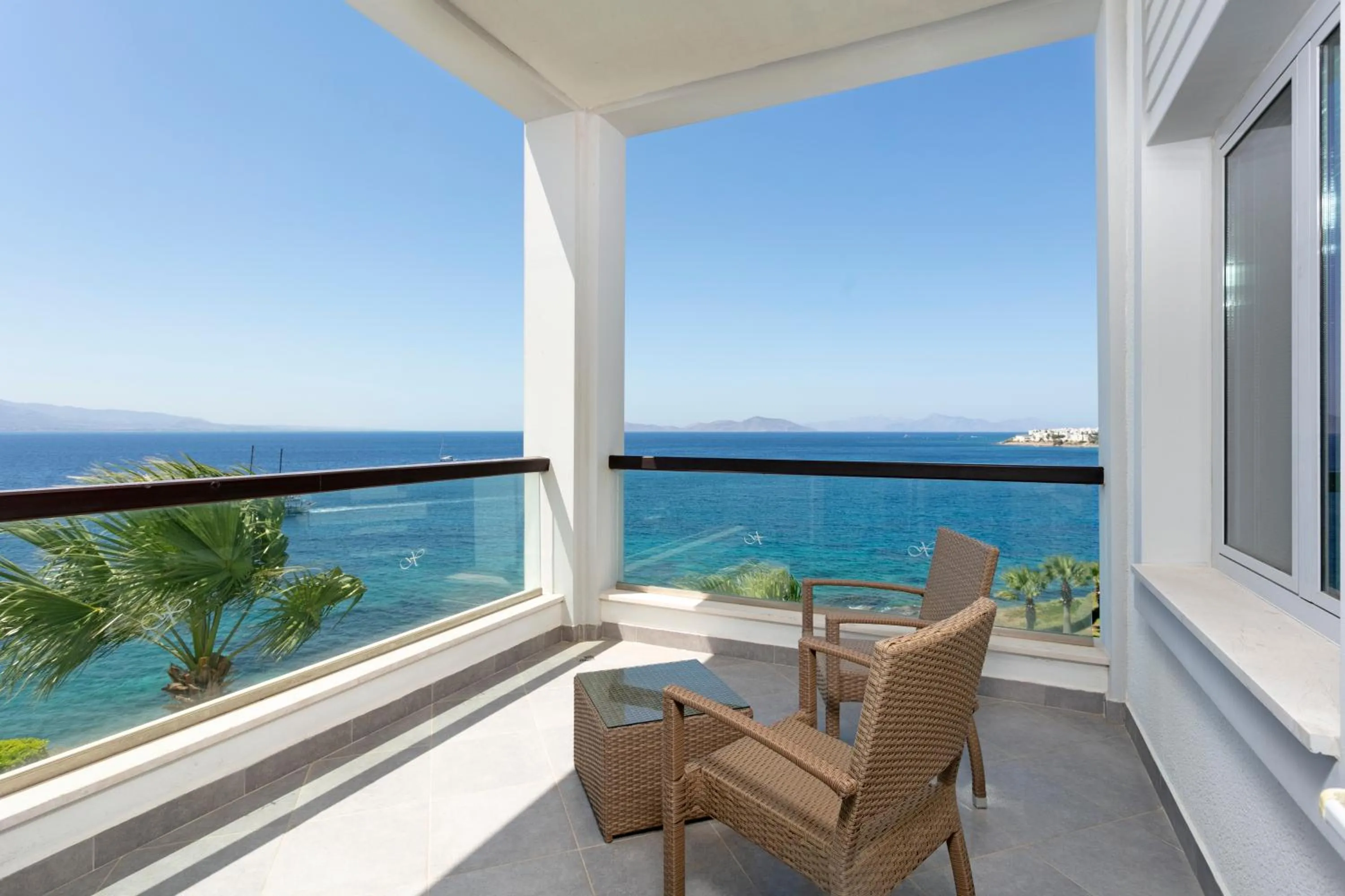 Balcony/Terrace in Xanadu Island