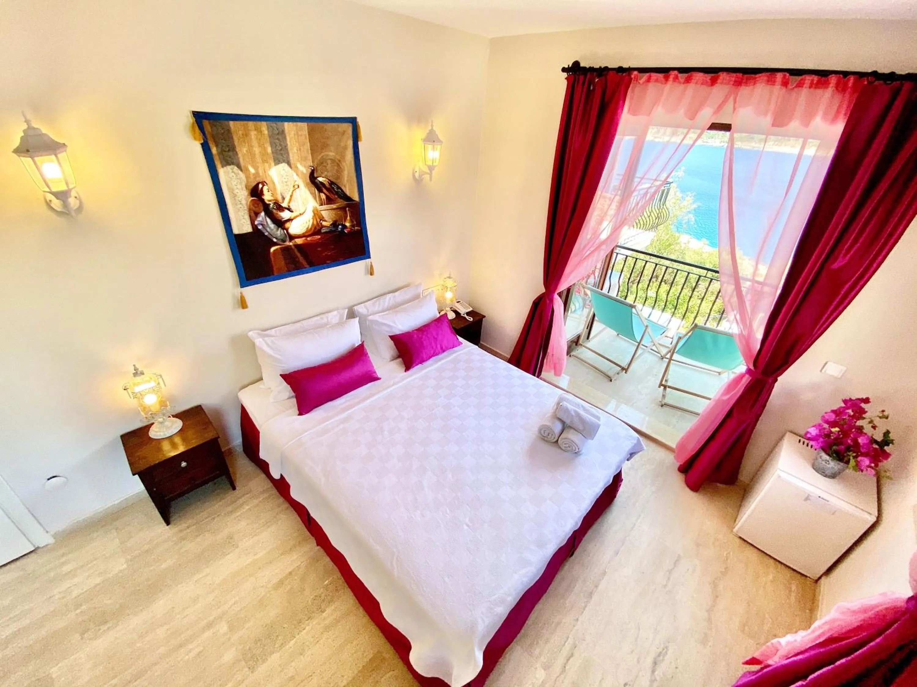 Photo of the whole room, Bed in Club Hotel Barbarossa