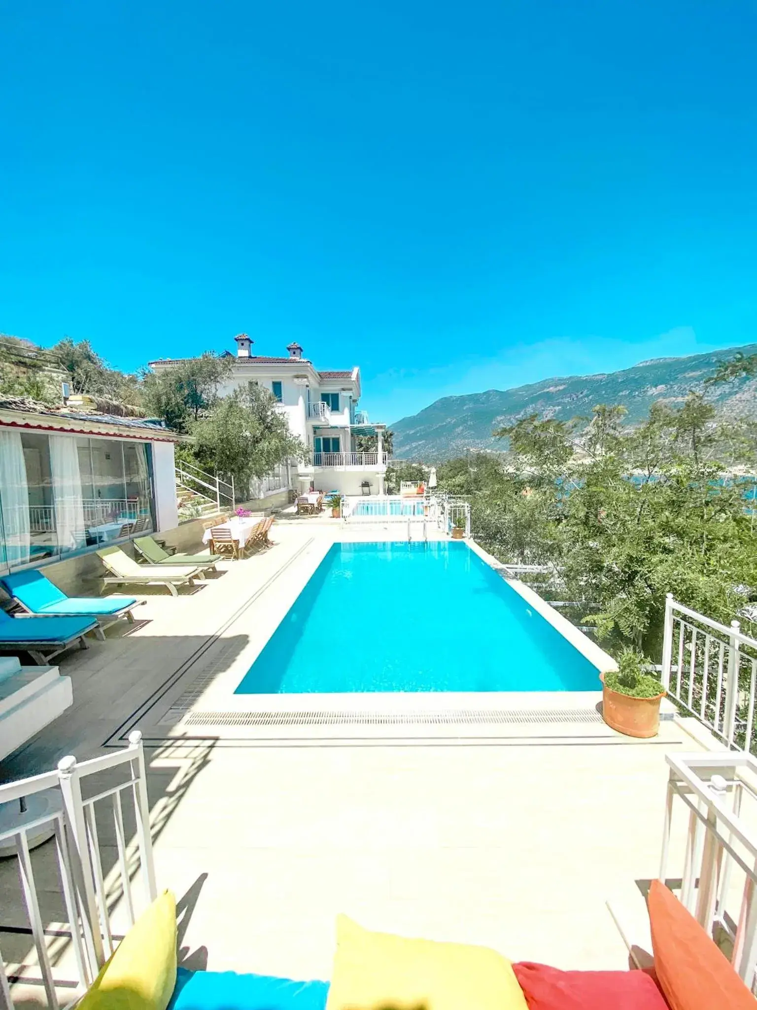 Swimming pool in Club Hotel Barbarossa Swimming pool in Club Hotel Barbarossa