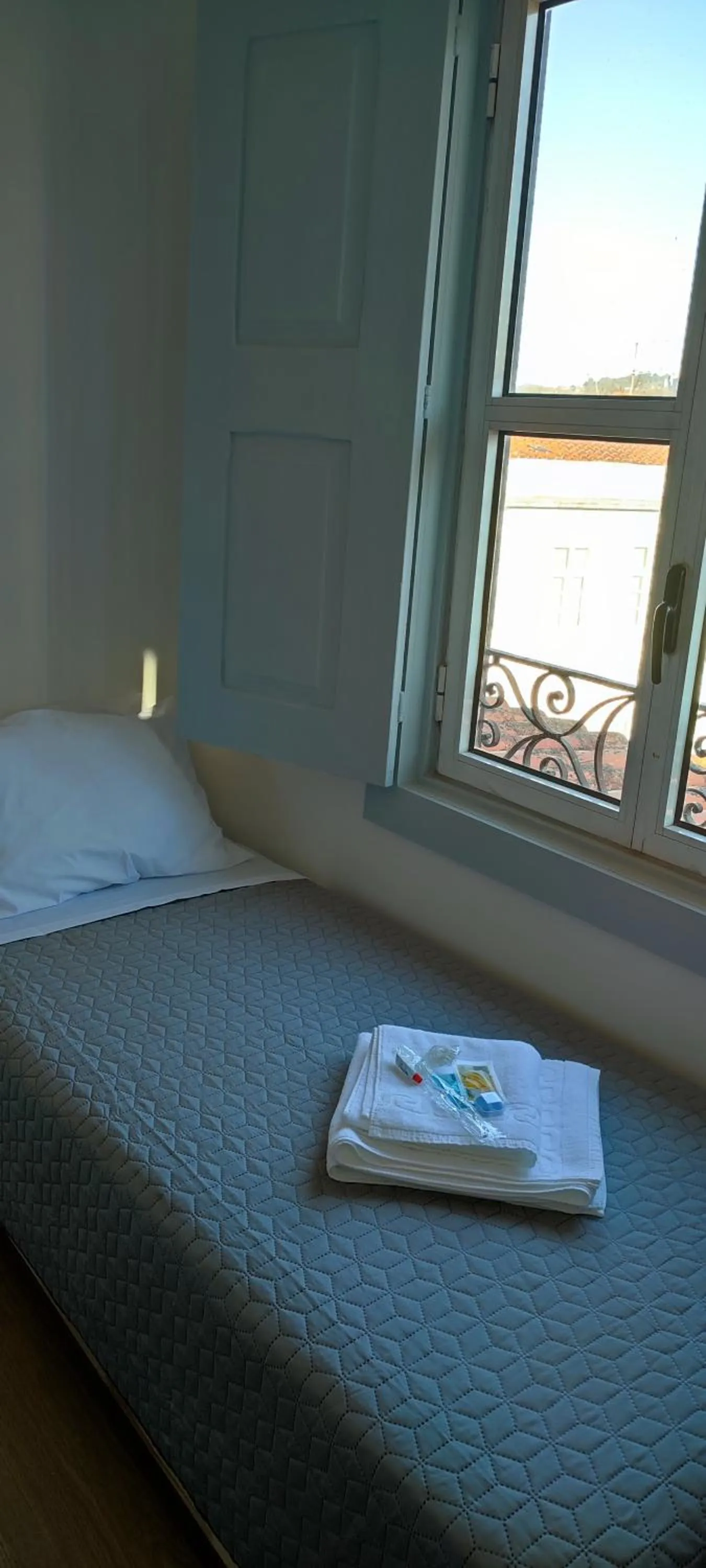 Bed in Vila Santa Cruz Guest House