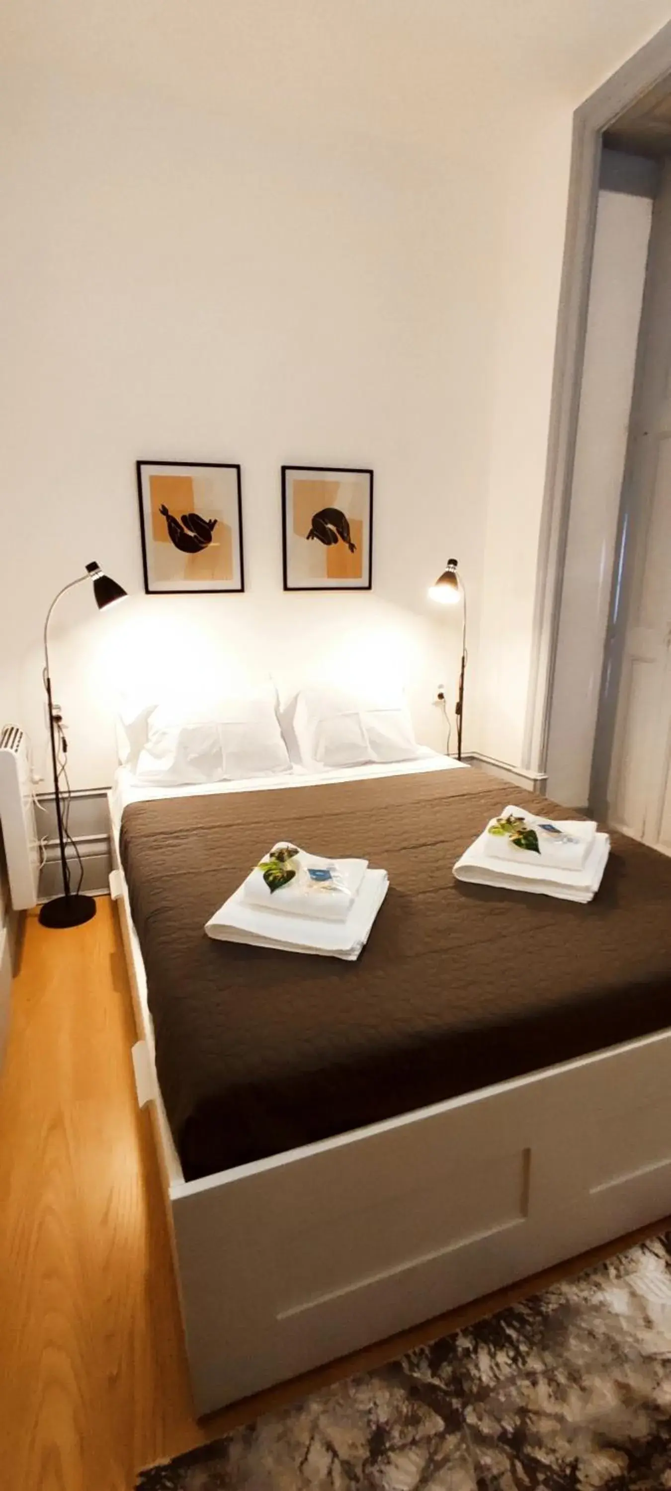 Bed in Vila Santa Cruz Guest House Bed in Vila Santa Cruz Guest House