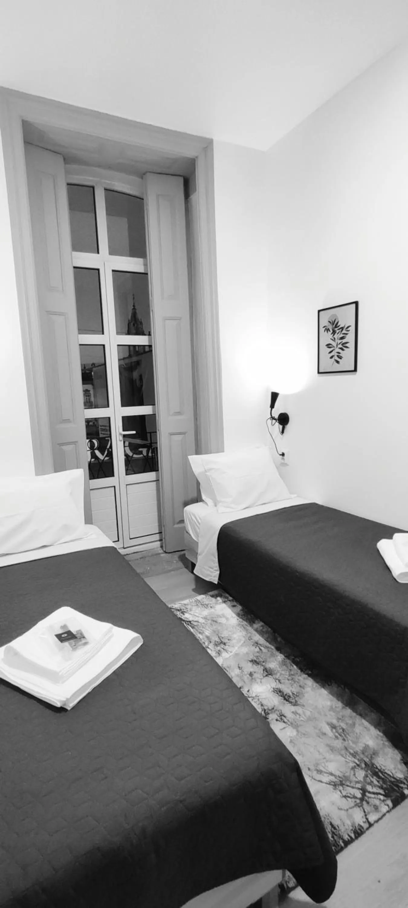 Bedroom, Bed in Vila Santa Cruz Guest House