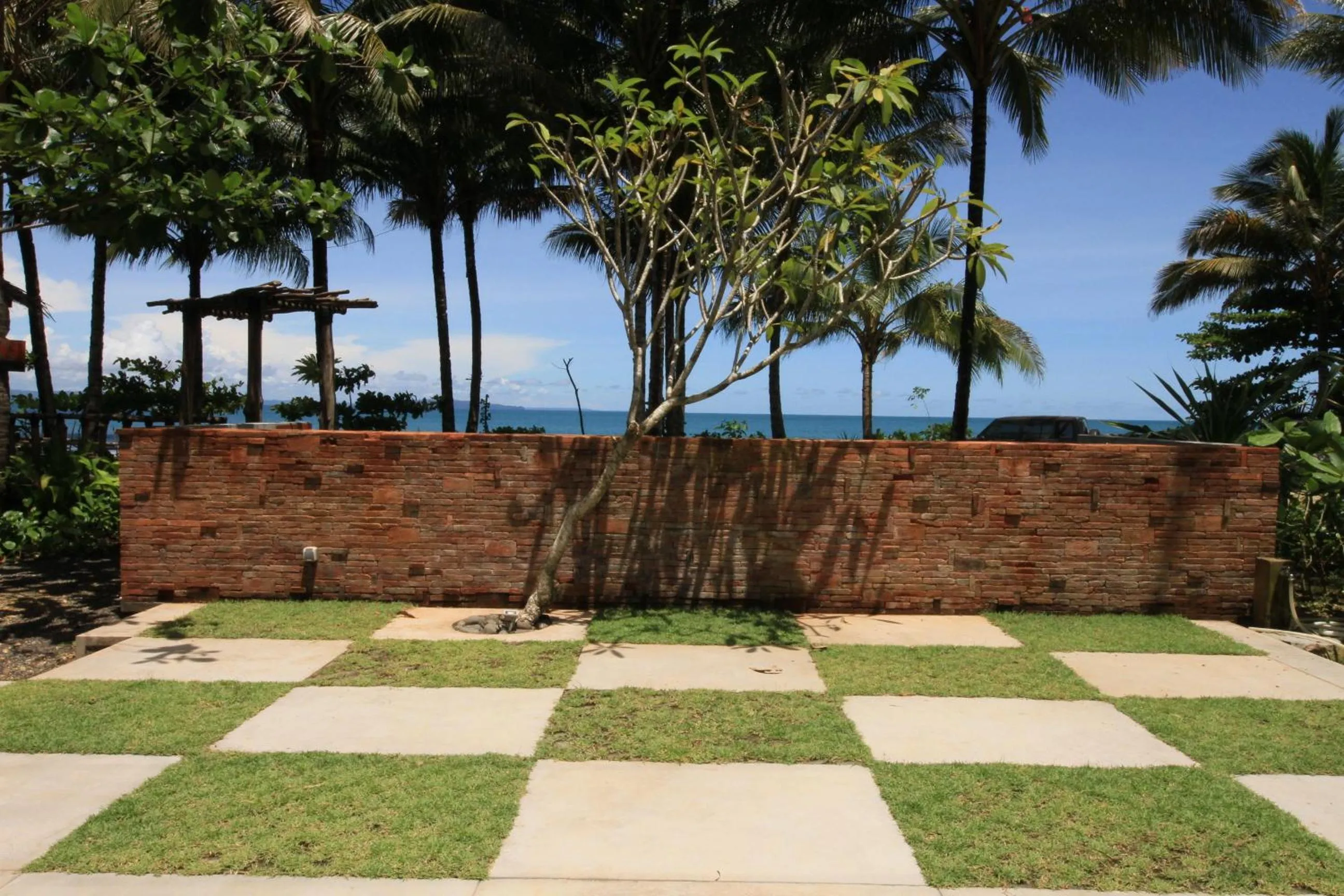 Garden in Bale Karang Cottages