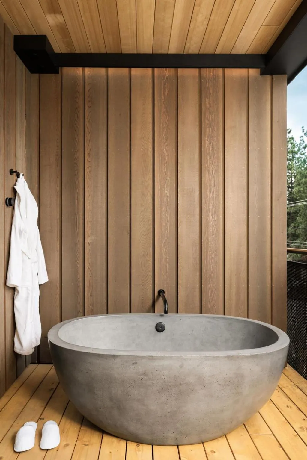 Hot Tub in Desolation Hotel