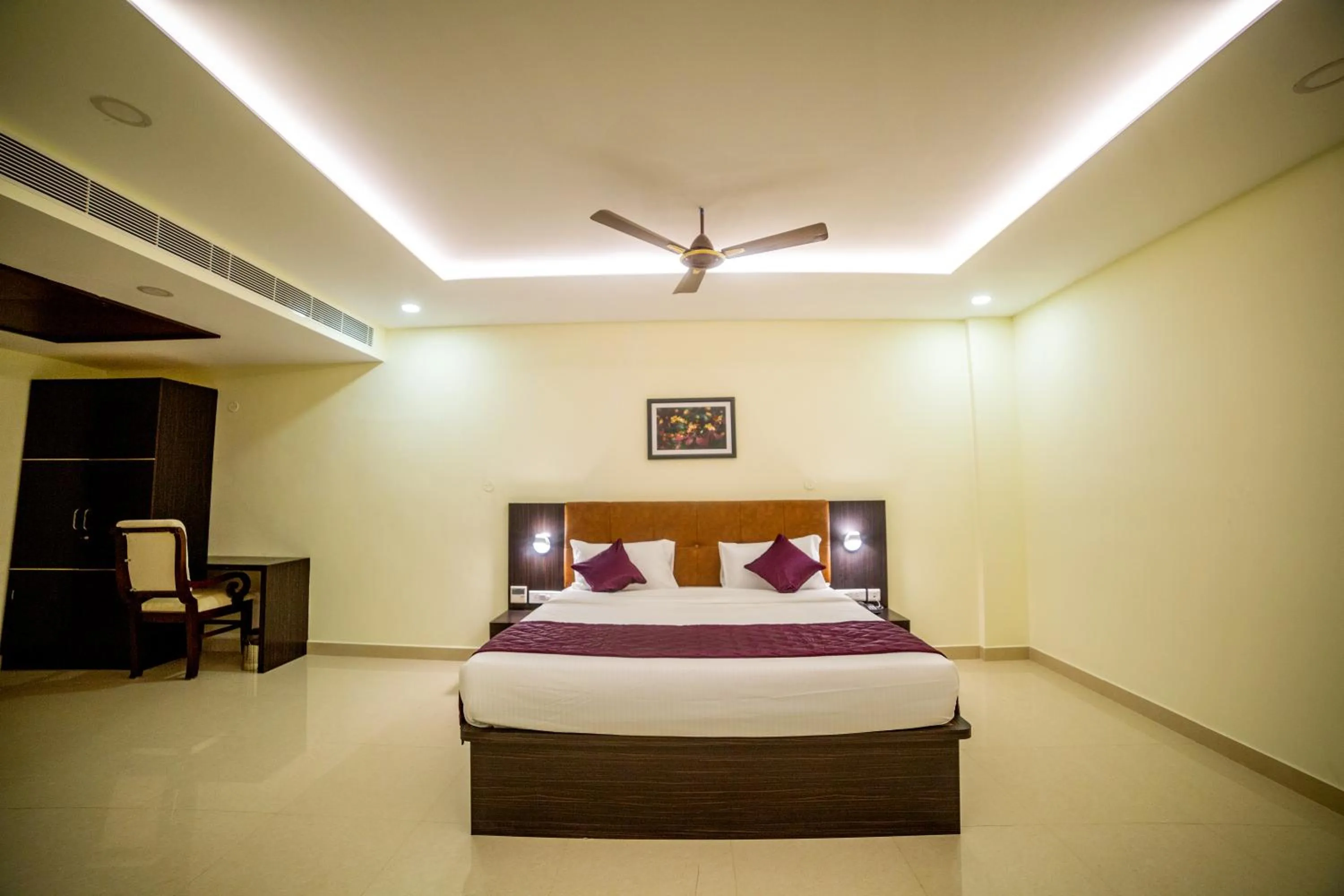 Bed in TTK Residency