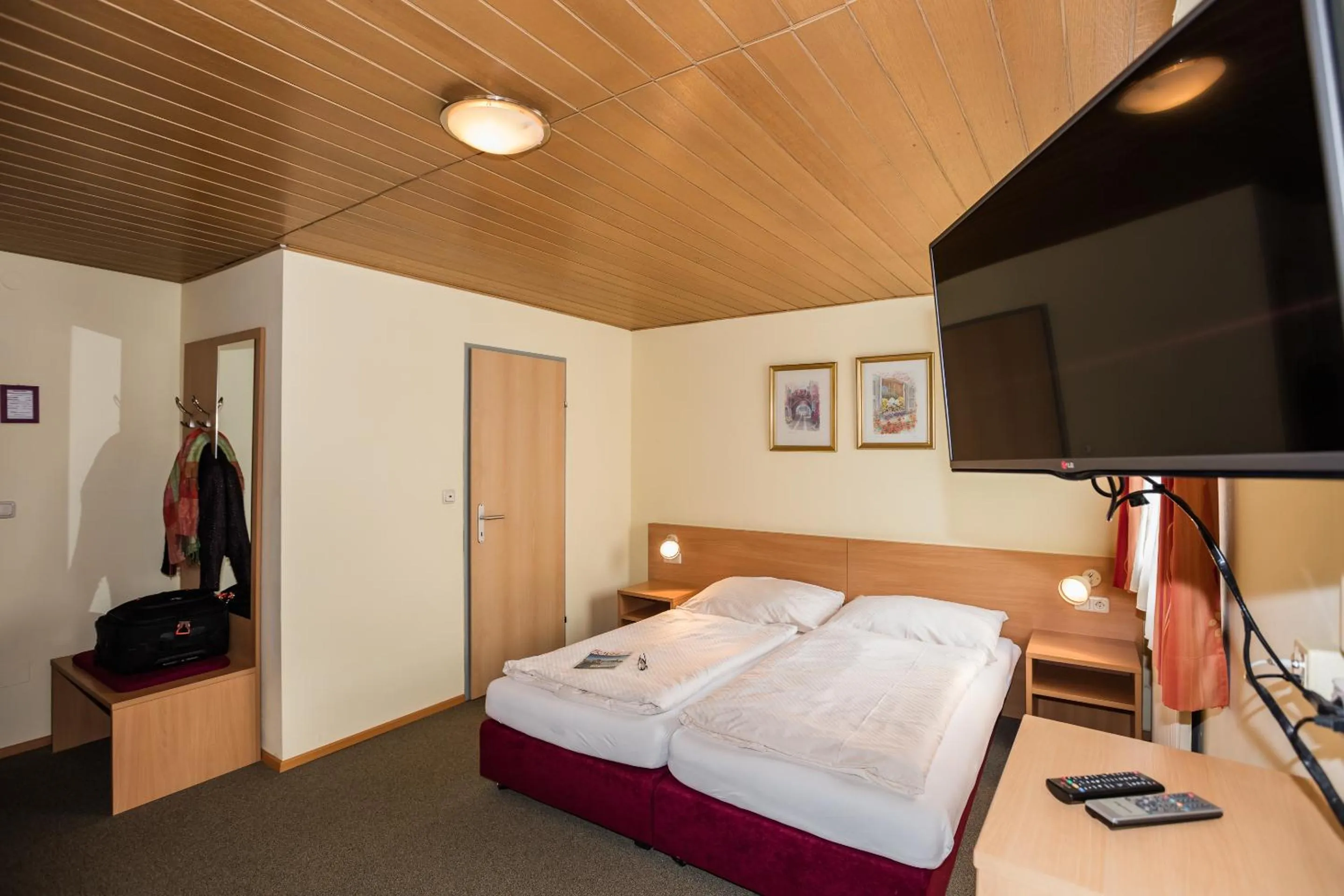 Photo of the whole room, Bed in Hotel Denk Bed & Breakfast