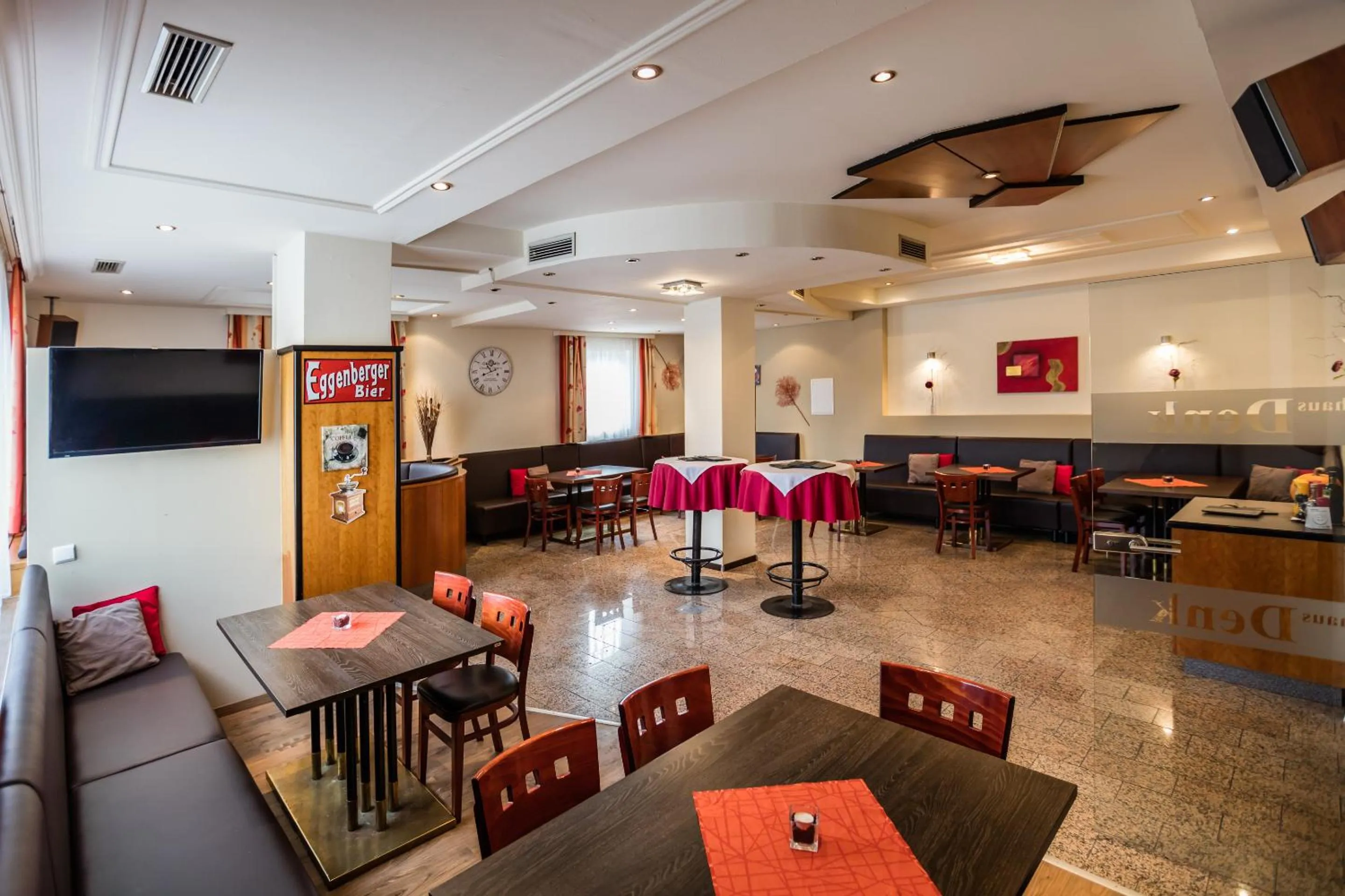 Restaurant/places to eat in Hotel Denk Bed & Breakfast