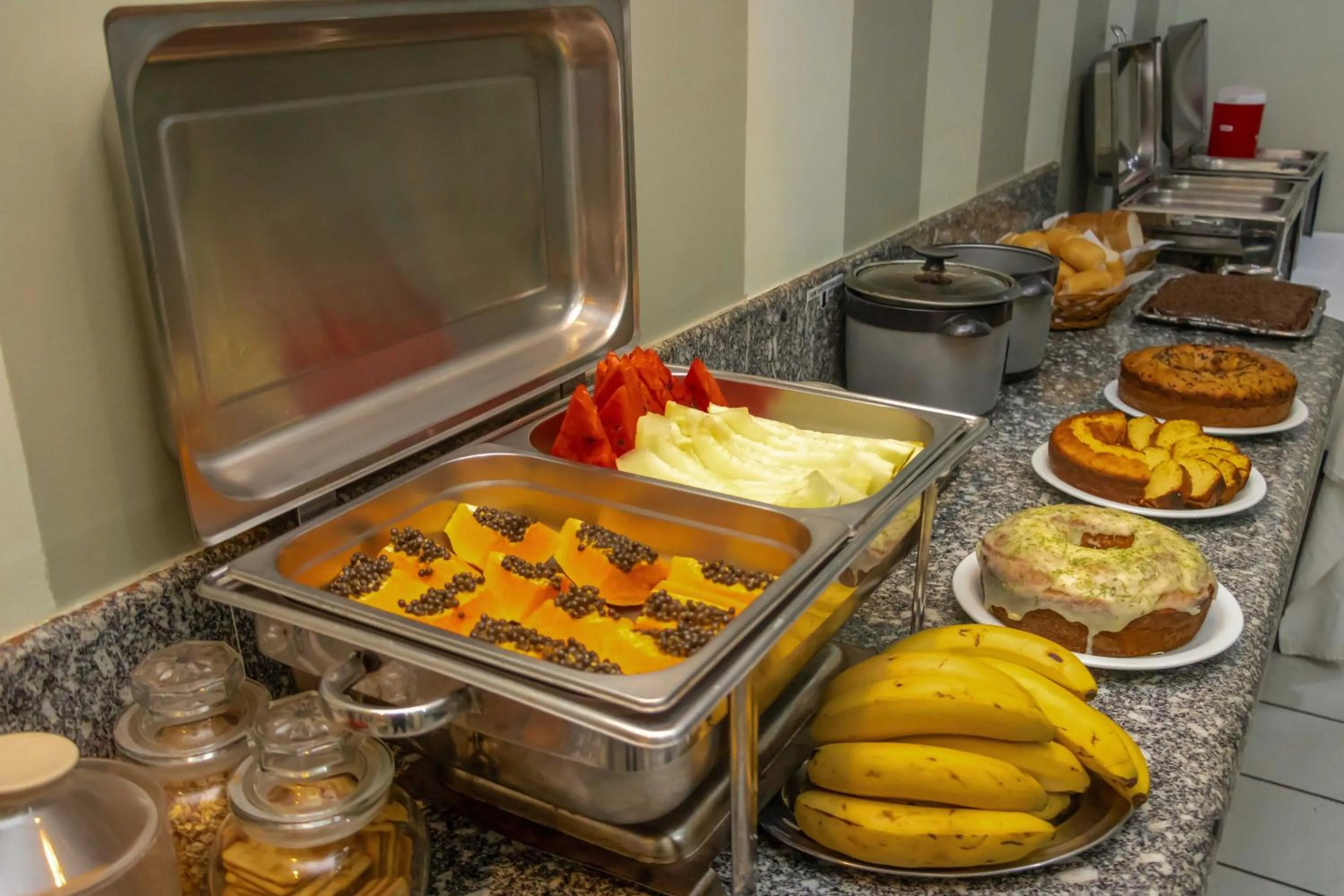 Breakfast in Hotel Portucali