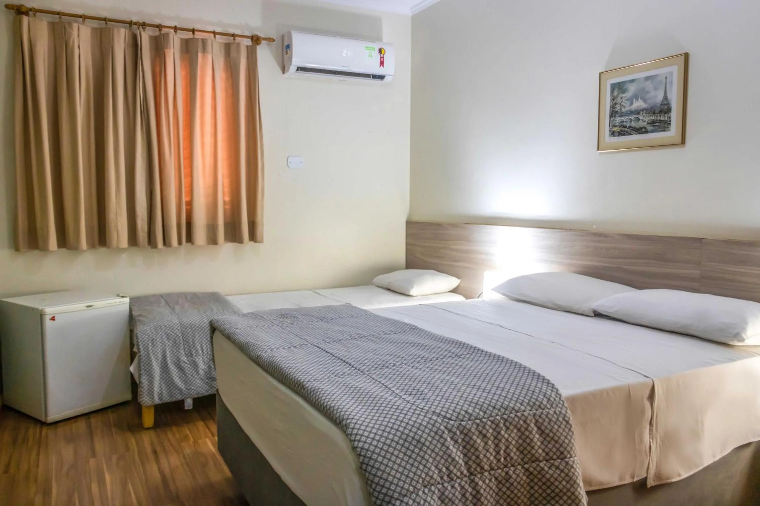 Photo of the whole room, Bed in Hotel Portucali
