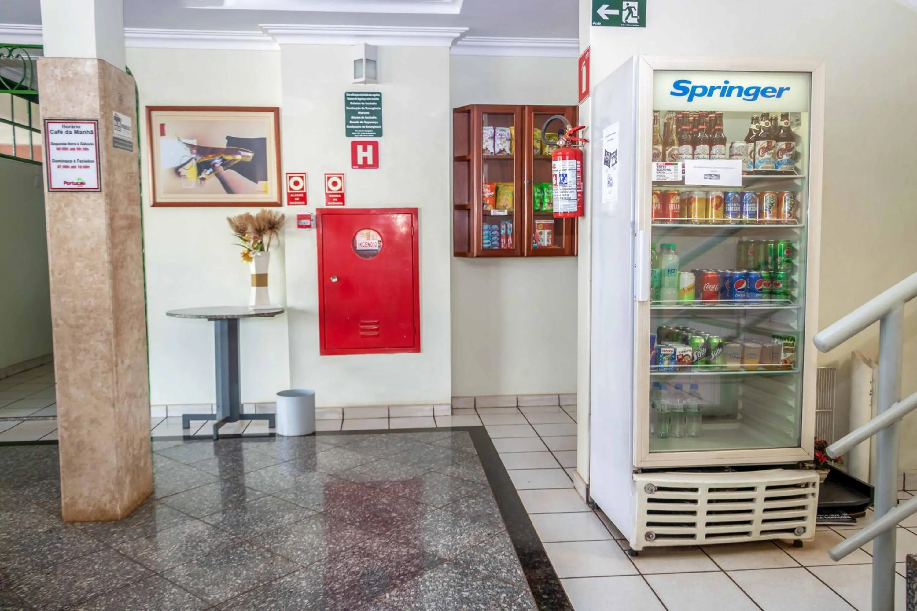 Lobby or reception in Hotel Portucali